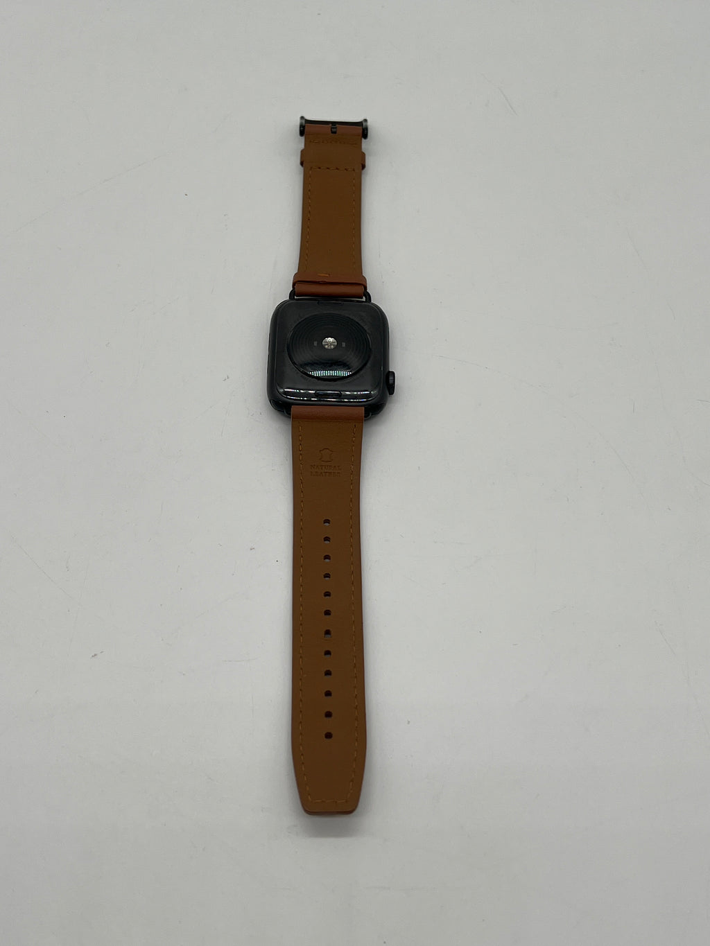 Apple Watch SE 44mm Aluminum Space Gray A2352 GPS Only