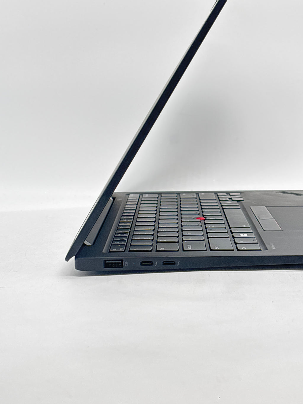 Lenovo ThinkPad X1 Carbon Gen 12 Ultra 5 125U 16GB RAM 512GB SSD Black - Used