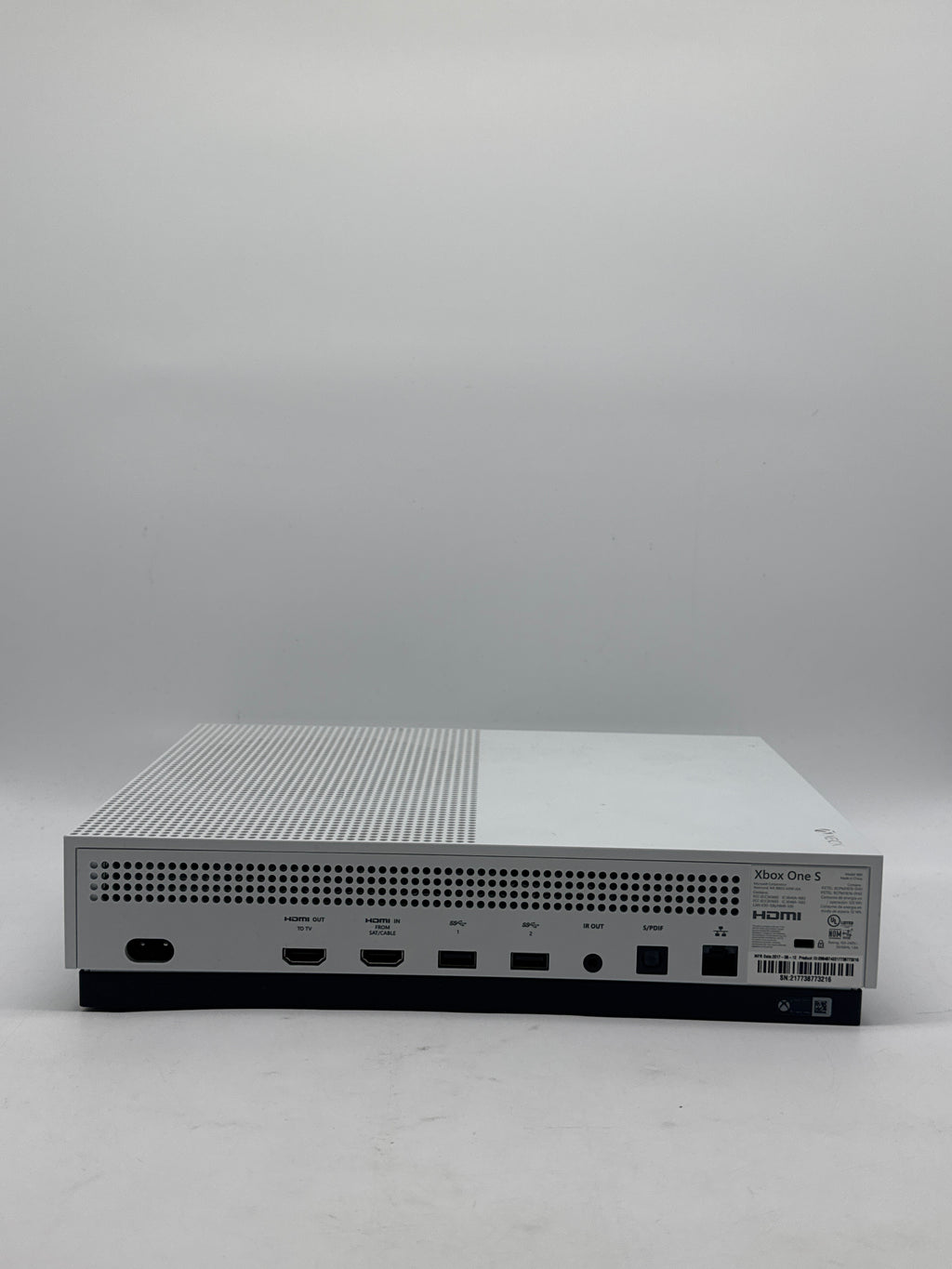 Microsoft Xbox One S 1681 1TB White Console w/ Controller Power HDMI Cable Used