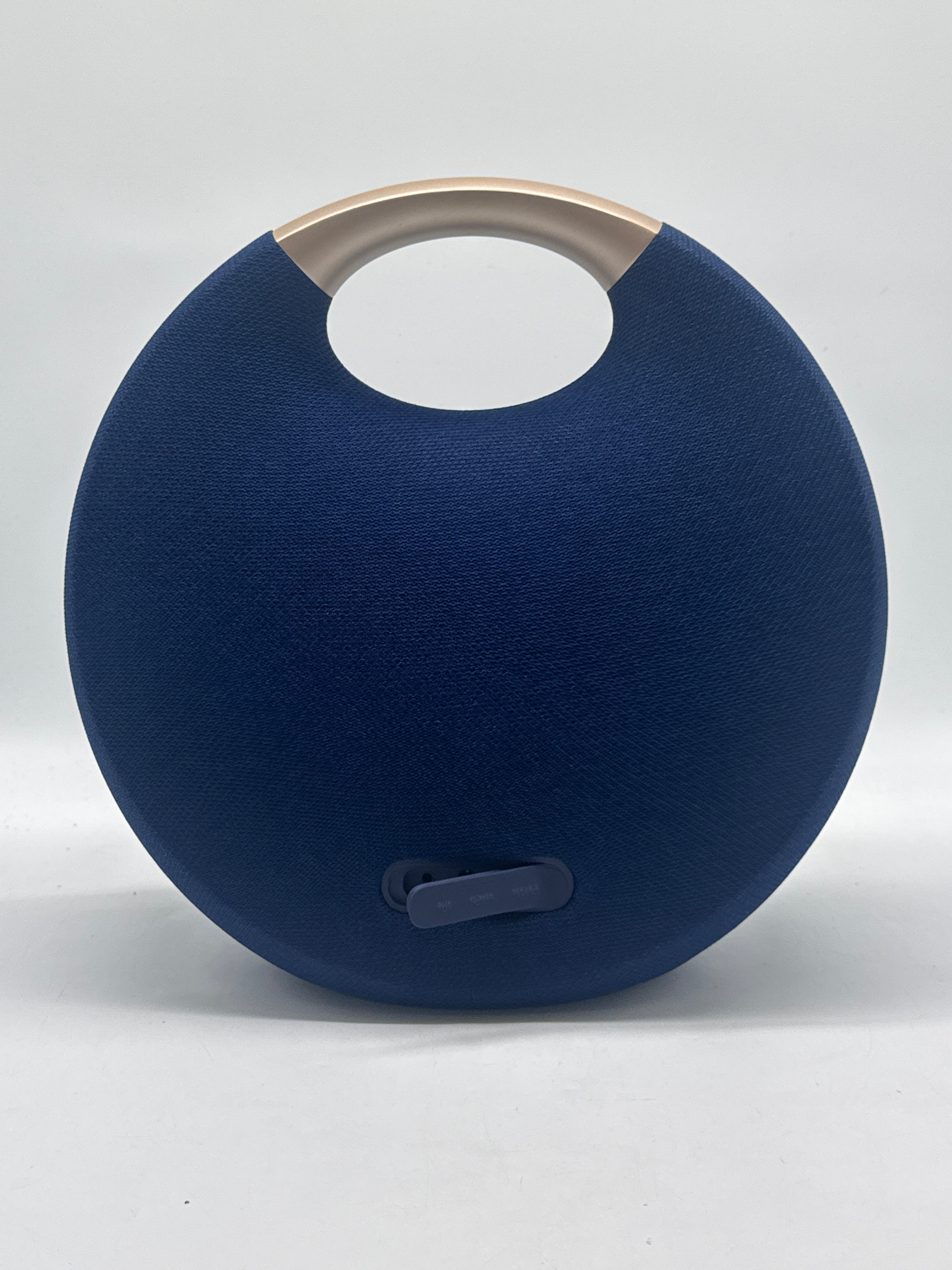 Harman Kardon Onyx Studio 6 Portable Bluetooth Speaker Blue - Used