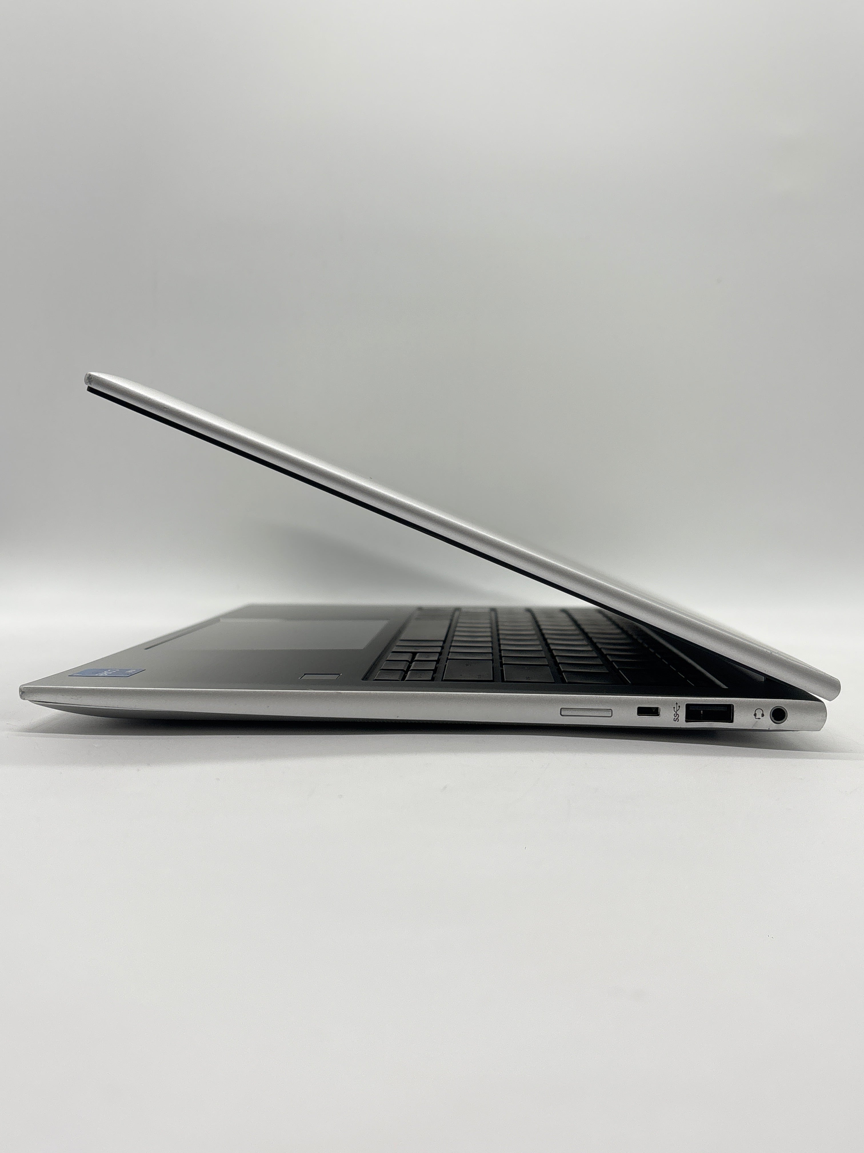 HP EliteBook 840 G10 i5-1335U 16GB RAM 256GB SSD - For Parts (Read DESC)
