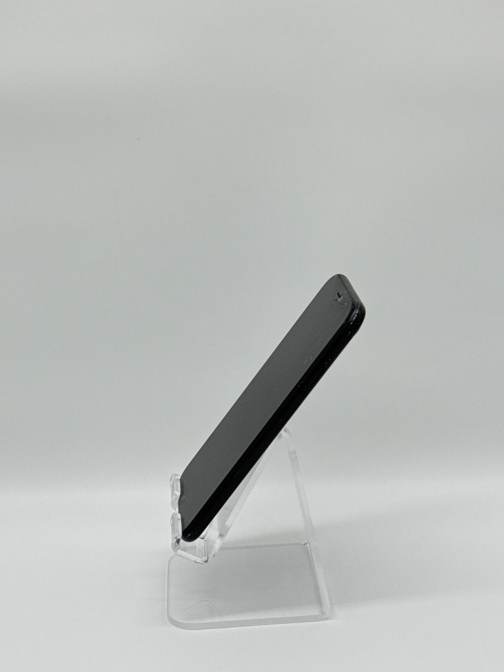 Apple iPhone XR 6.1" 128GB Black Boost Mobile