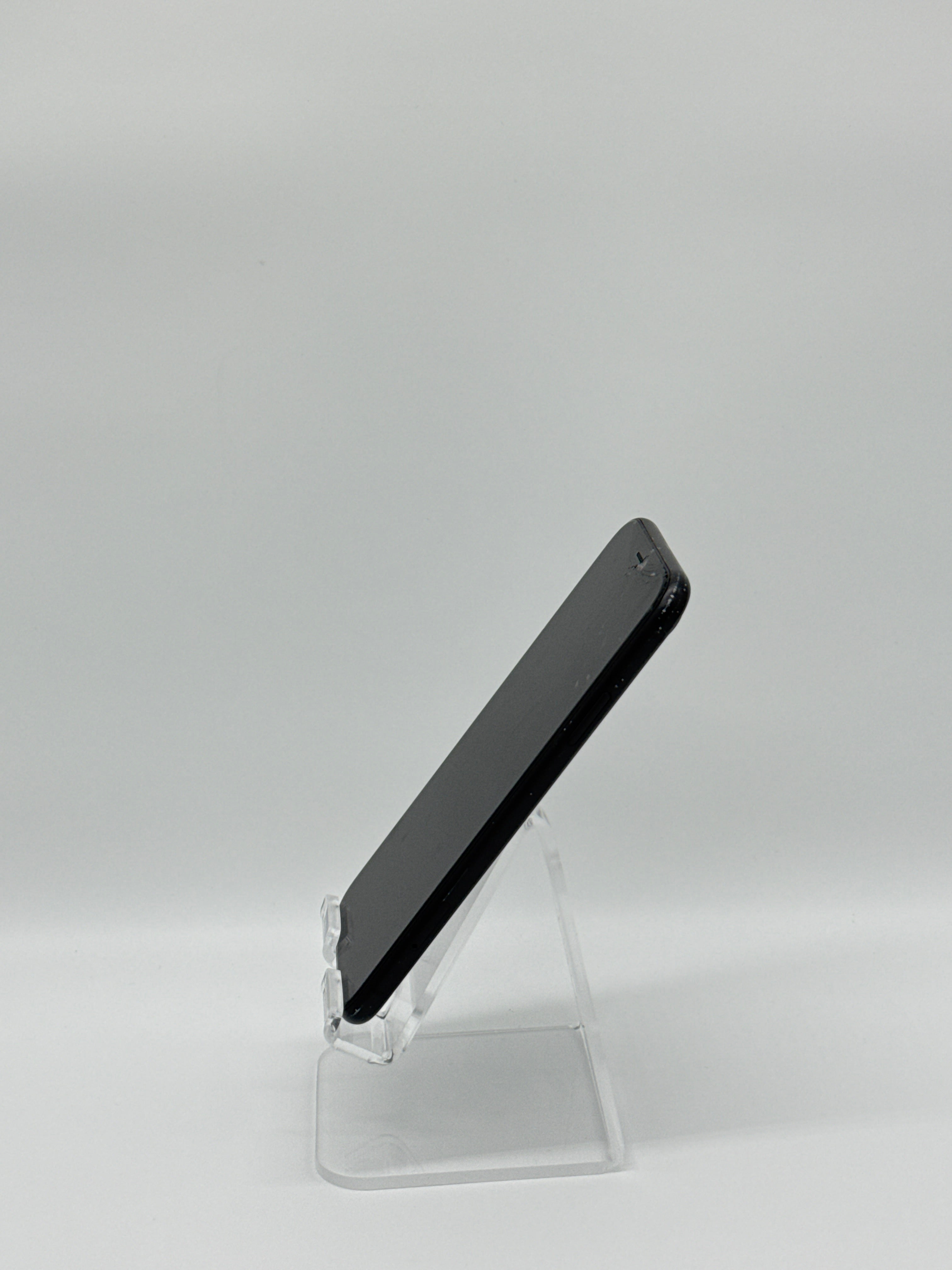 Apple iPhone XR 6.1" 128GB Black Boost Mobile