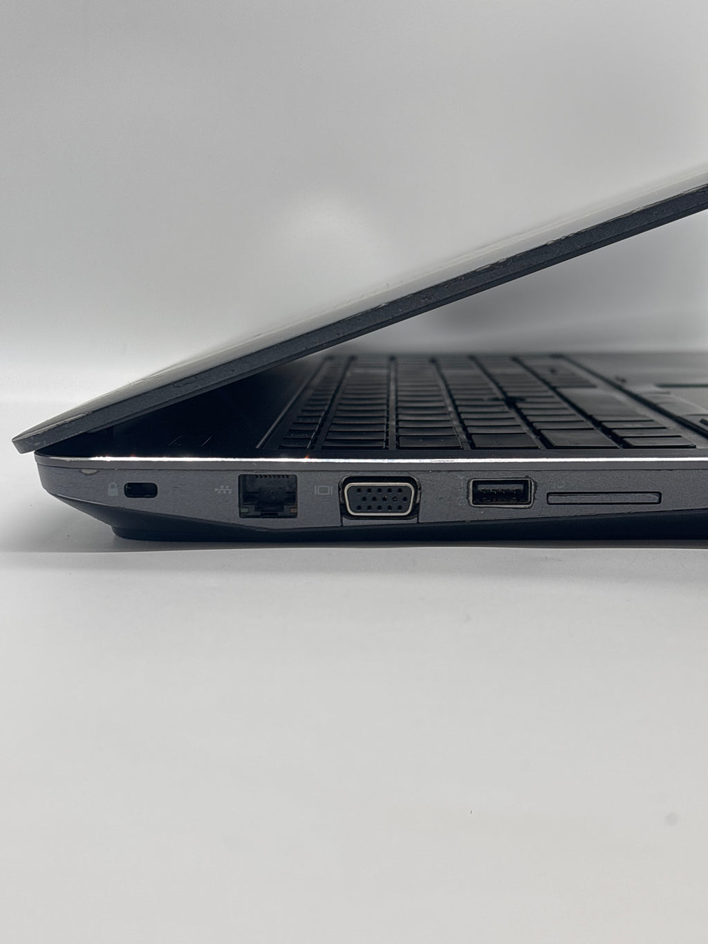 HP Zbook 15 G3 i7-6820HQ 32GB RAM 512GB SSD