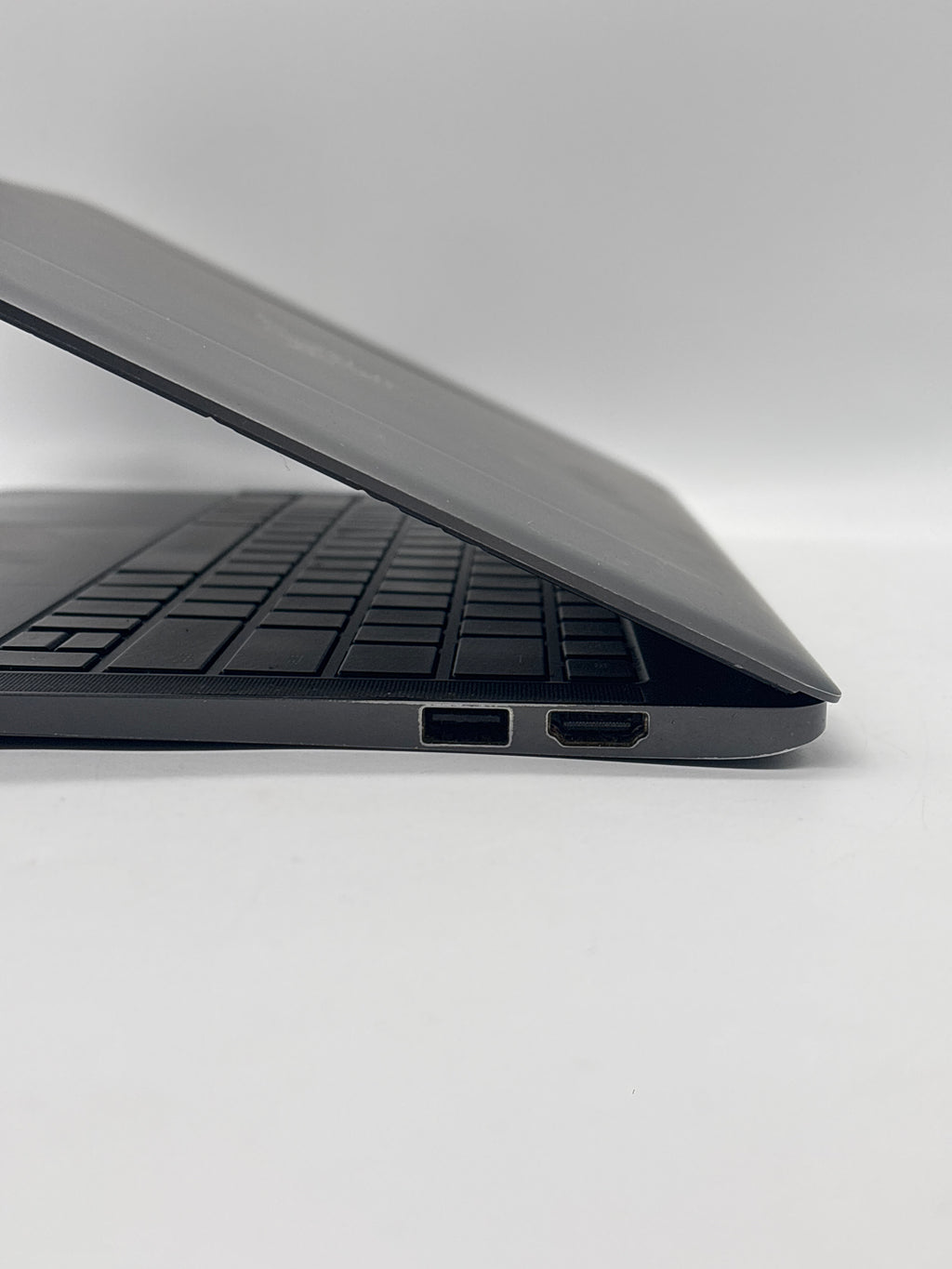 Razer Blade RZ09-0196 i7-7500U 16GB RAM 512GB SSD