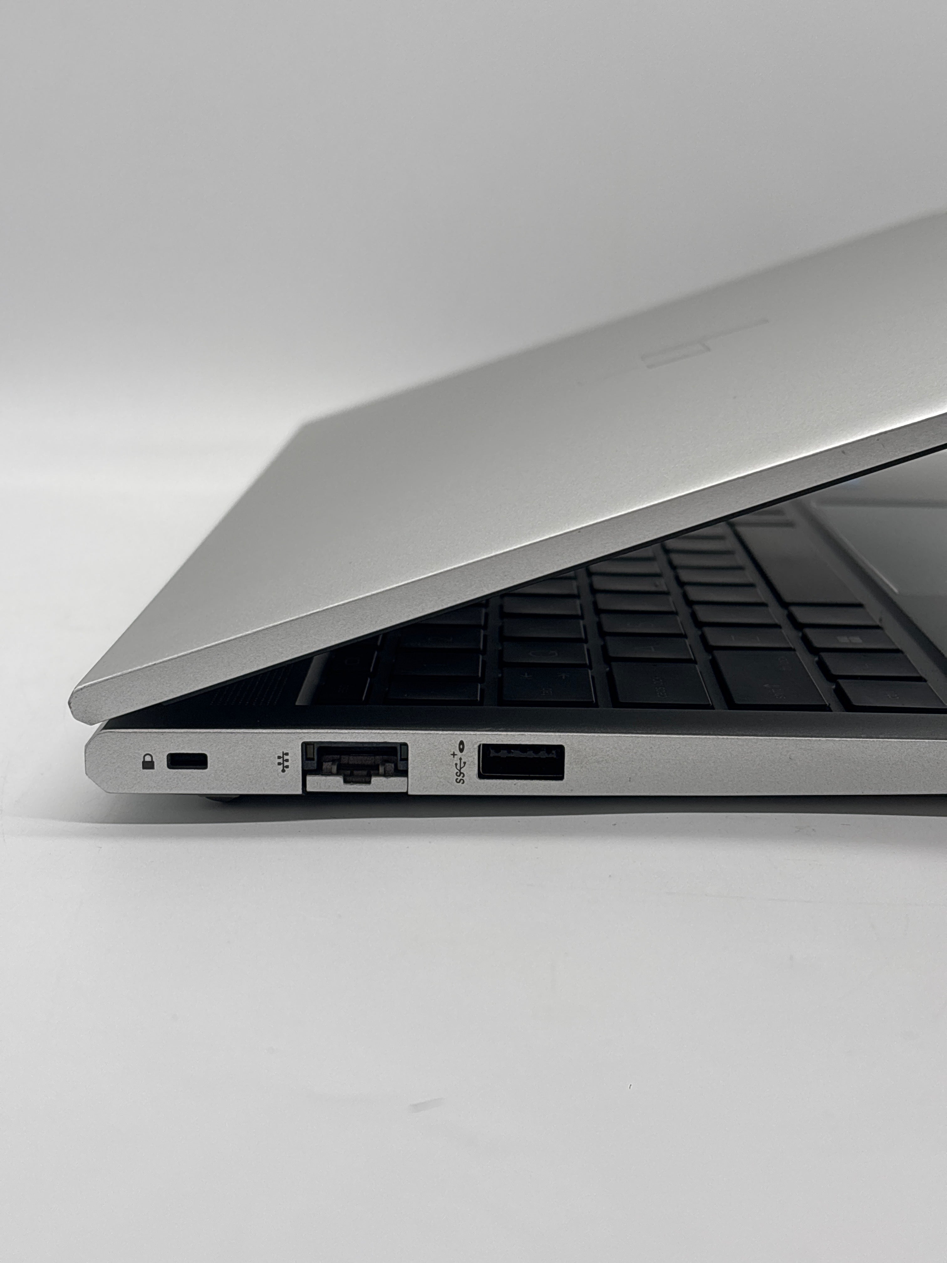 HP EliteBook 640 G10 i5-1350P 16GB RAM 256GB SSD Used