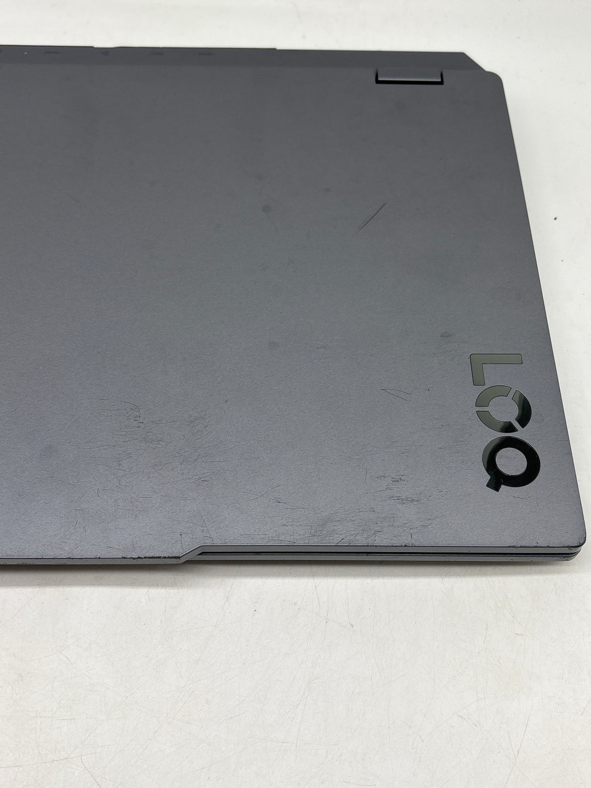 Lenovo LOQ 15ARP9 15" AMD Ryzen 5 7235HS 8GB RAM 512GB SSD RTX 3050 - READ