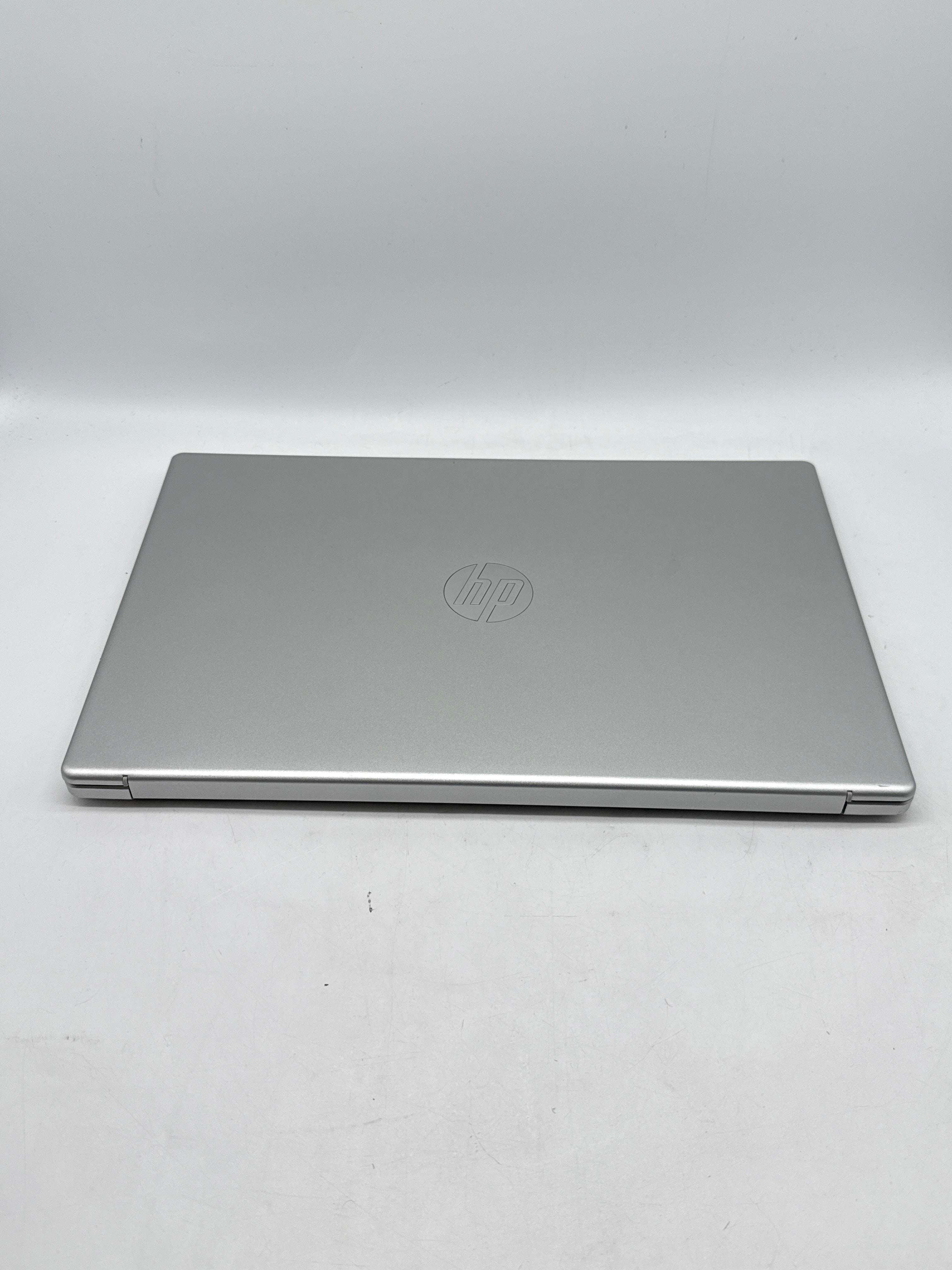 HP 15-fc0081nr Ryzen 3 7320U 8GB RAM 256GB SSD - Bad LCD