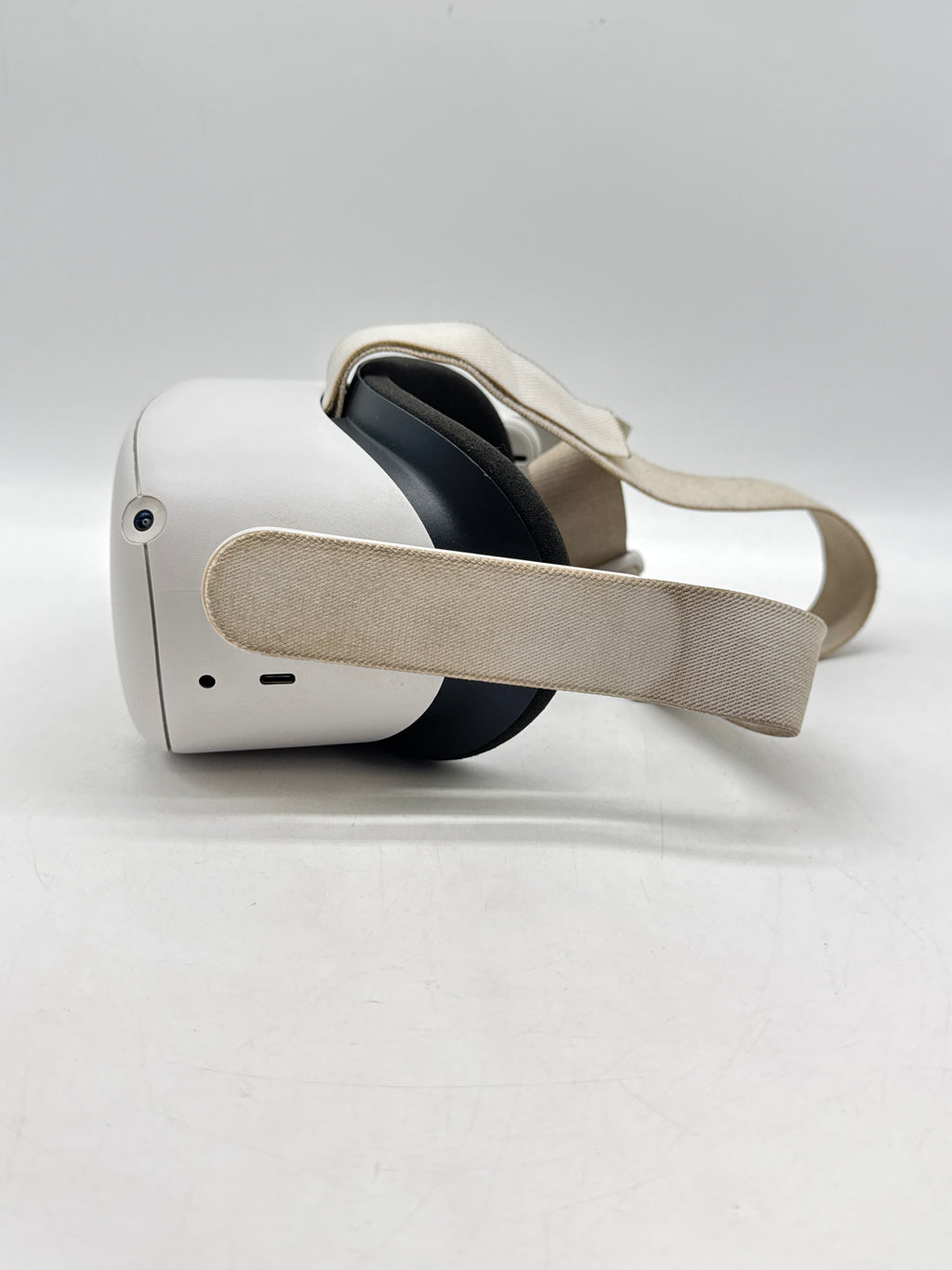 Meta Quest 2 256GB VR Headset White w/ 2 Controllers