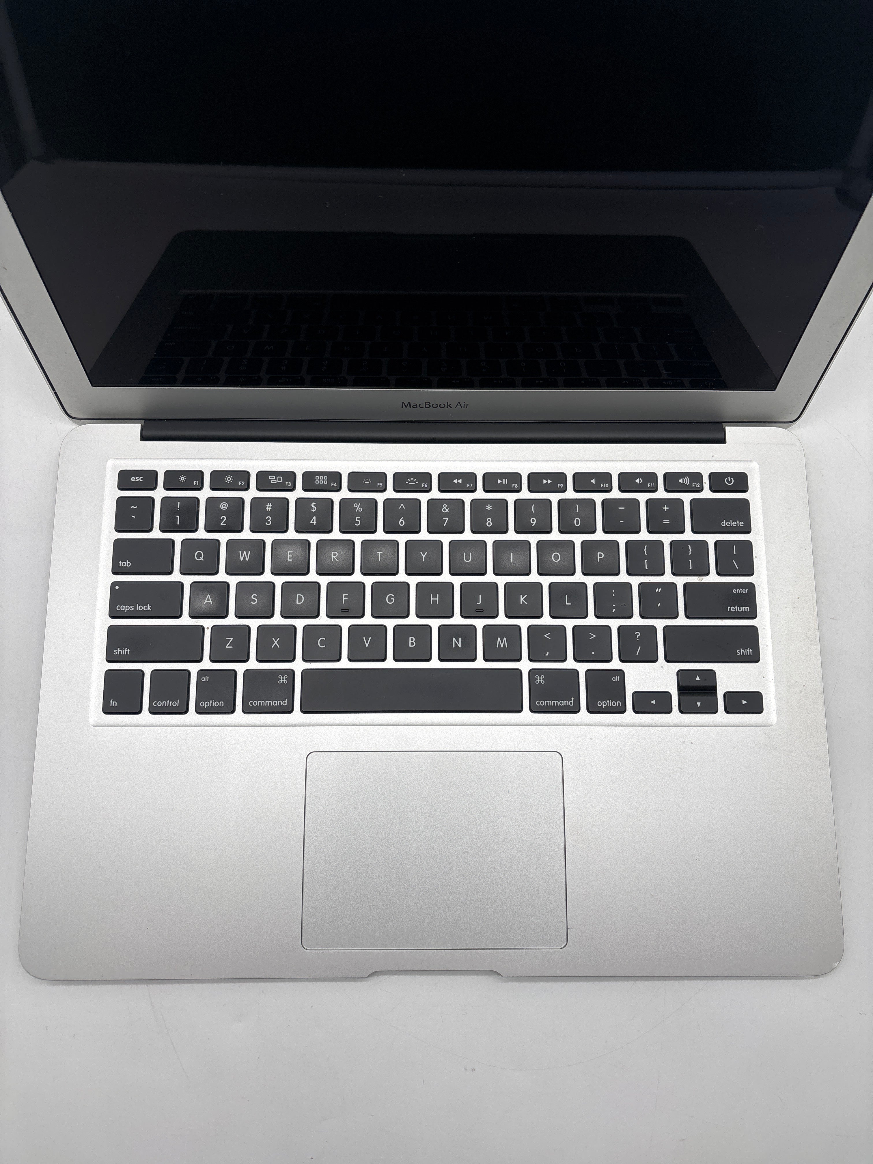 Apple MacBook Air 13" A1466 i5 4GB RAM 128GB SSD - For Parts (Read DESC)
