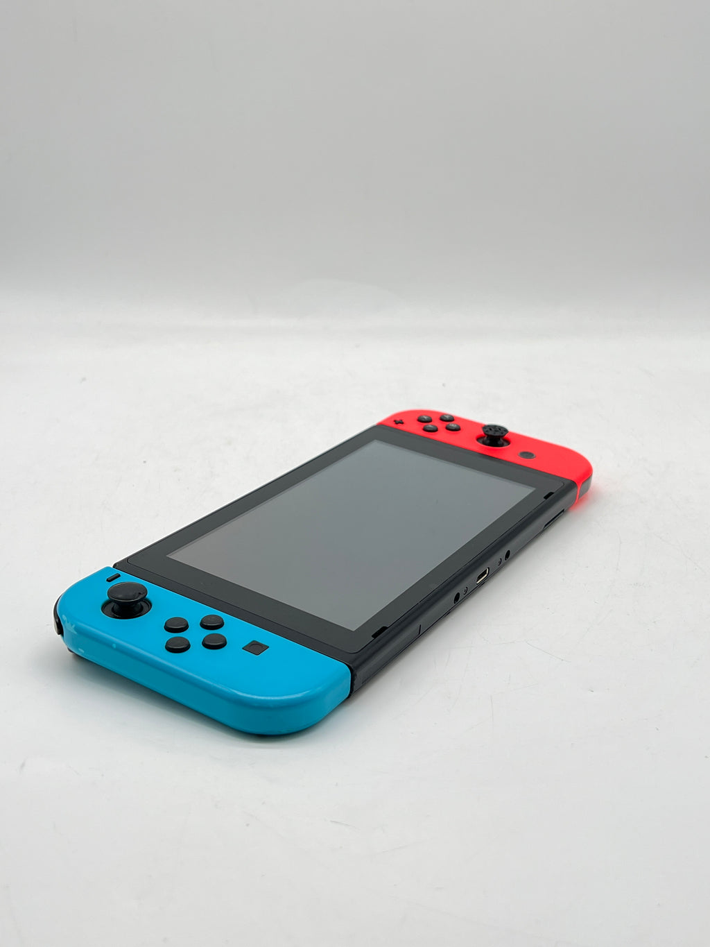 Nintendo Switch V2 HAC-001(-01) 32GB Blue/Red Joy-Con - Used