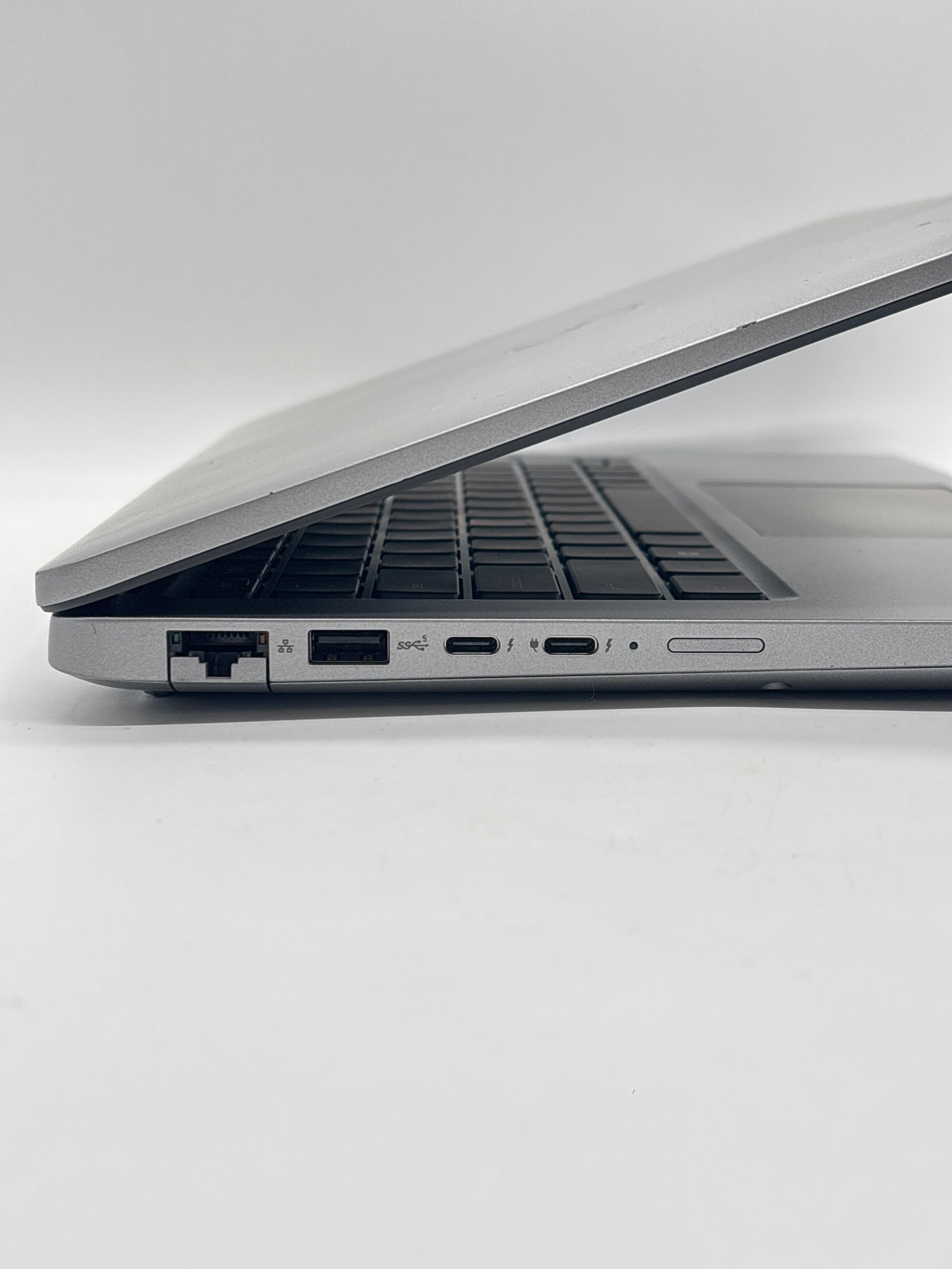 Dell Latitude 5450 Ultra 5 135H 16GB RAM 512GB SSD - Warranty