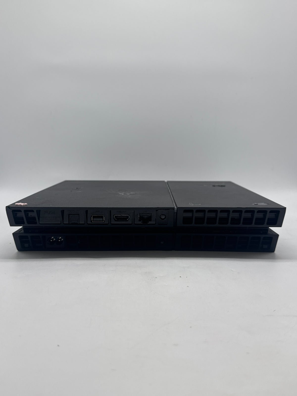 Sony PlayStation 4 CUH-1215A 500GB w/ 2 Controllers Black - Used
