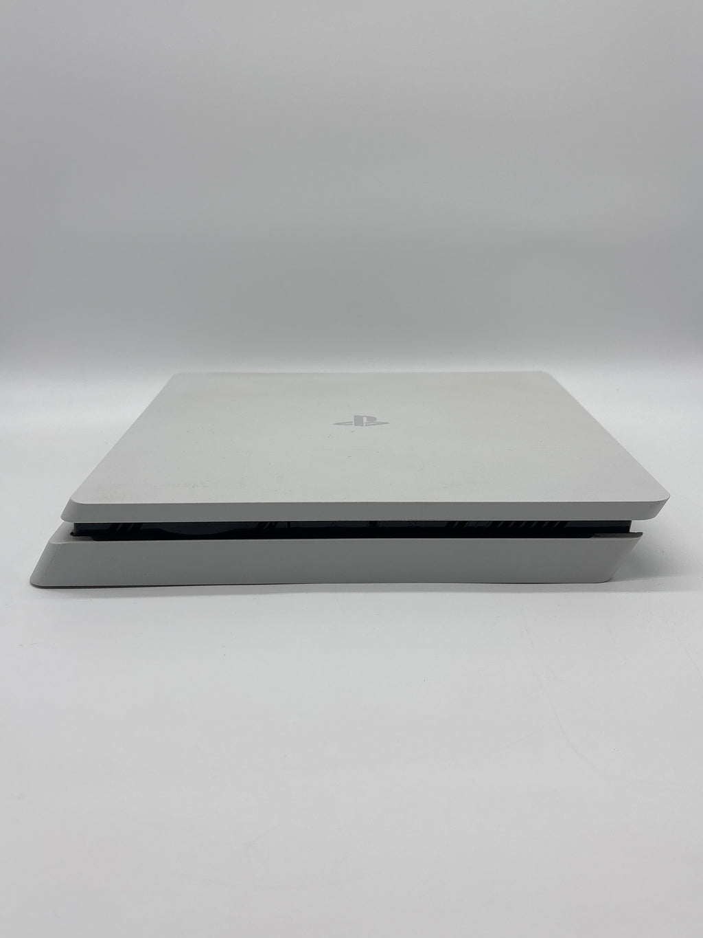 Sony PlayStation 4 Slim (CUH-2015A) - Used - White - 500GB
