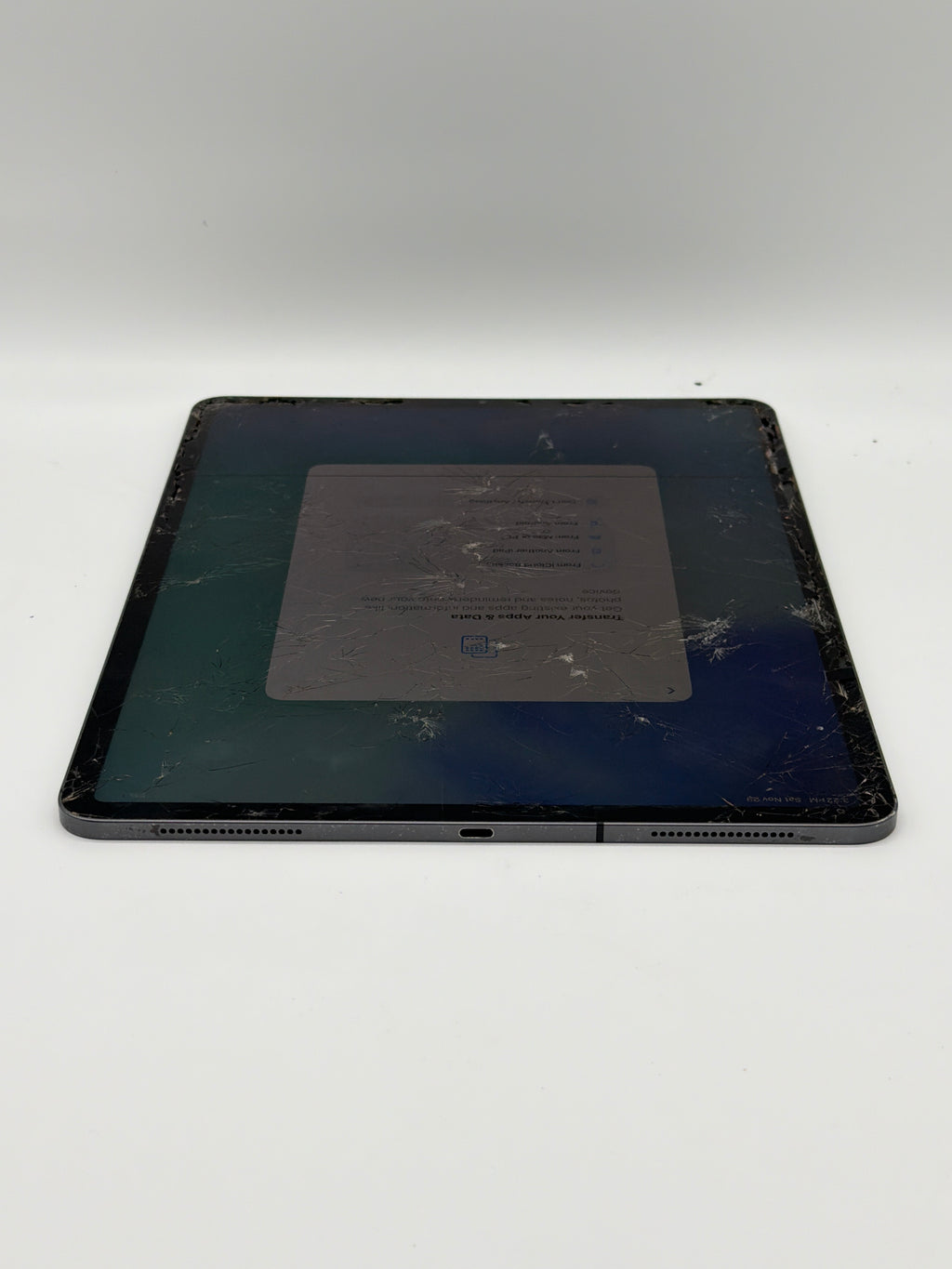 Apple iPad Pro 12.9" (4th Gen) A2069 128GB Wi-Fi Space Gray Cracked Screen