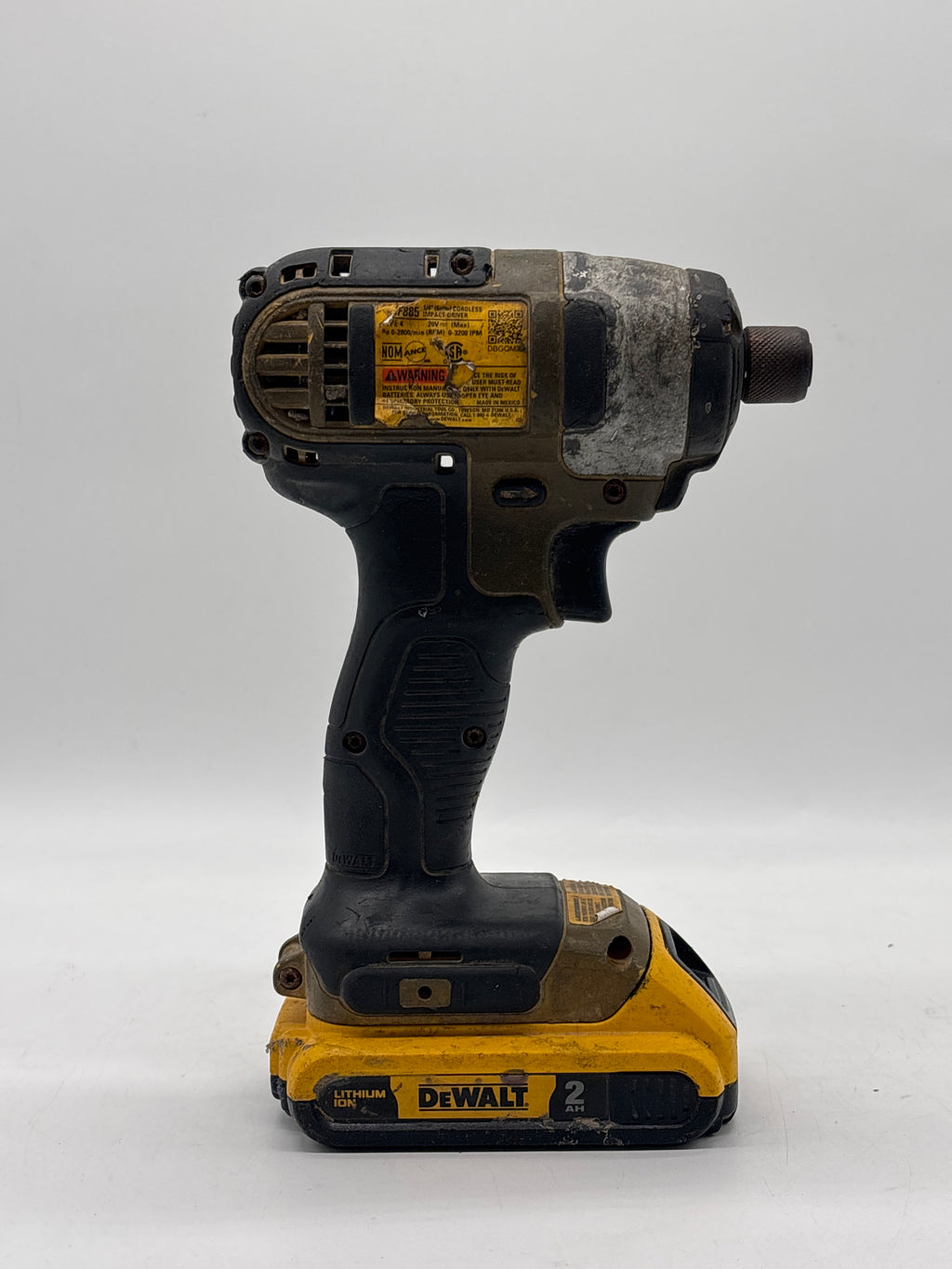 DeWalt DCF885 20V Cordless Impact Driver Battery and Charger Used