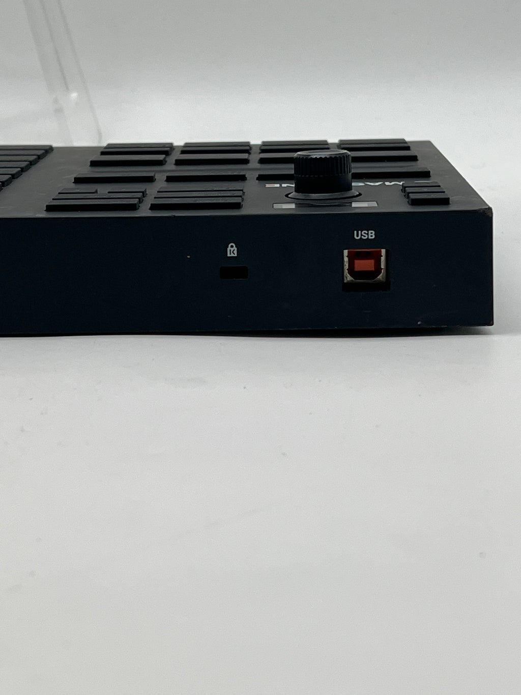 MASCHINE MIKRO MK3 Portable MIDI Interface - Used