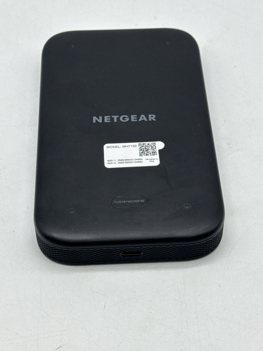 NETGEAR Nighthawk MH7150 5G Mobile Hotspot M7 Black Unlocked Wi-Fi Hotspot