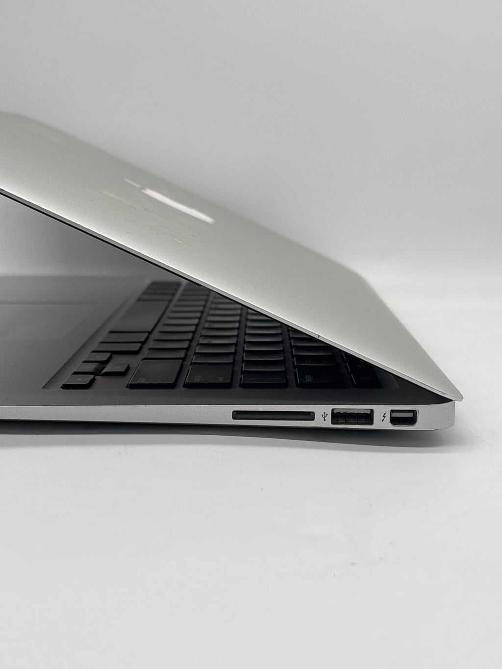 Apple MacBook Air 13" 2015 A1466 i5 1.6GHz 4GB RAM 256GB SSD