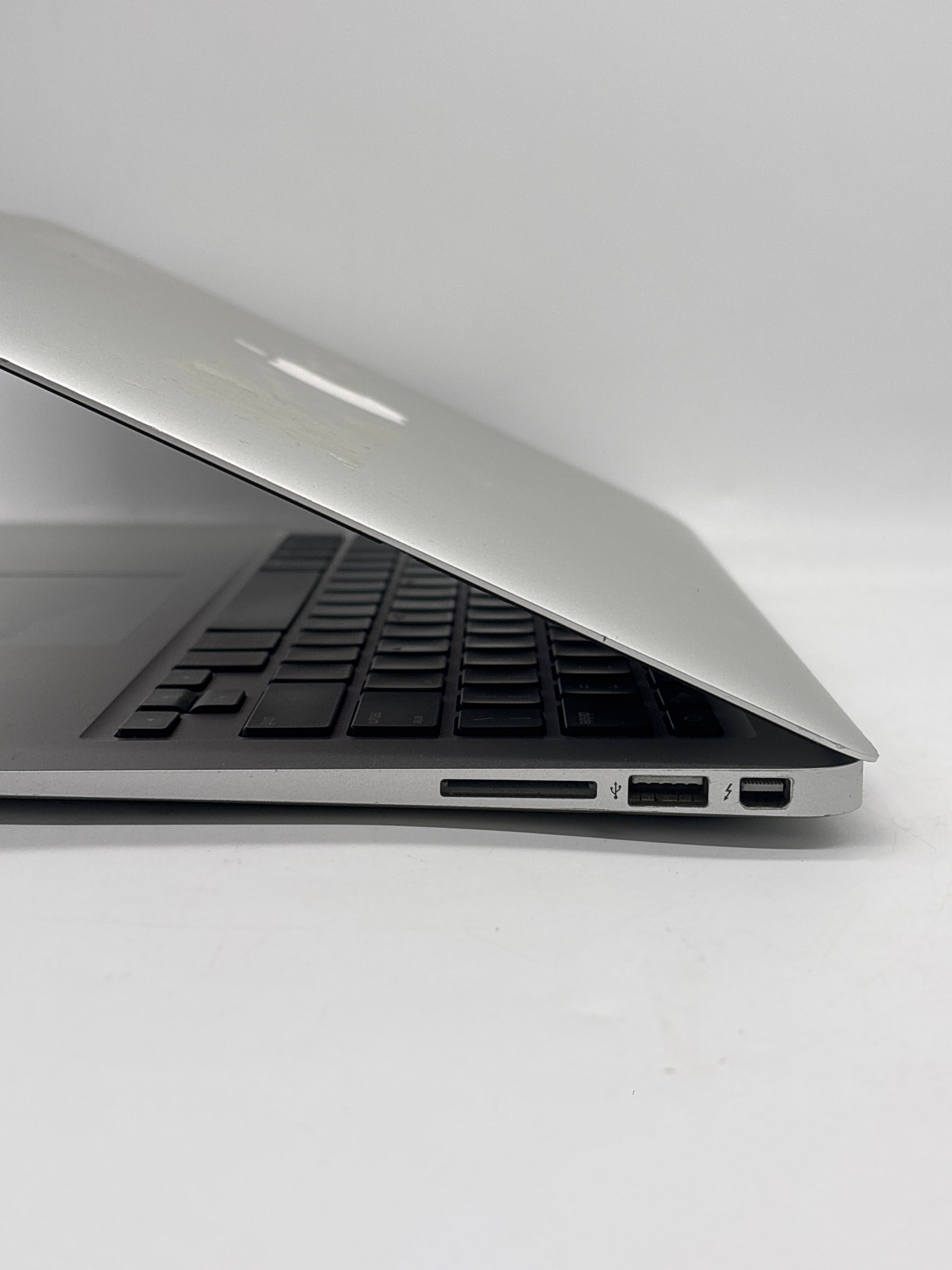 Apple MacBook Air 13" 2015 A1466 i5 1.6GHz 4GB RAM 256GB SSD