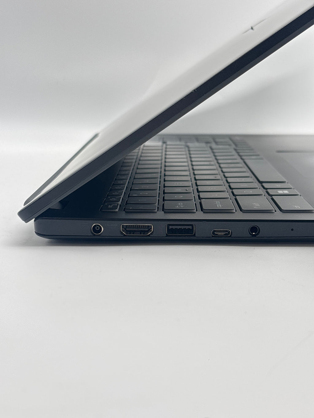 MSI Modern 15 H i9-13900H 32GB RAM 1TB SSD