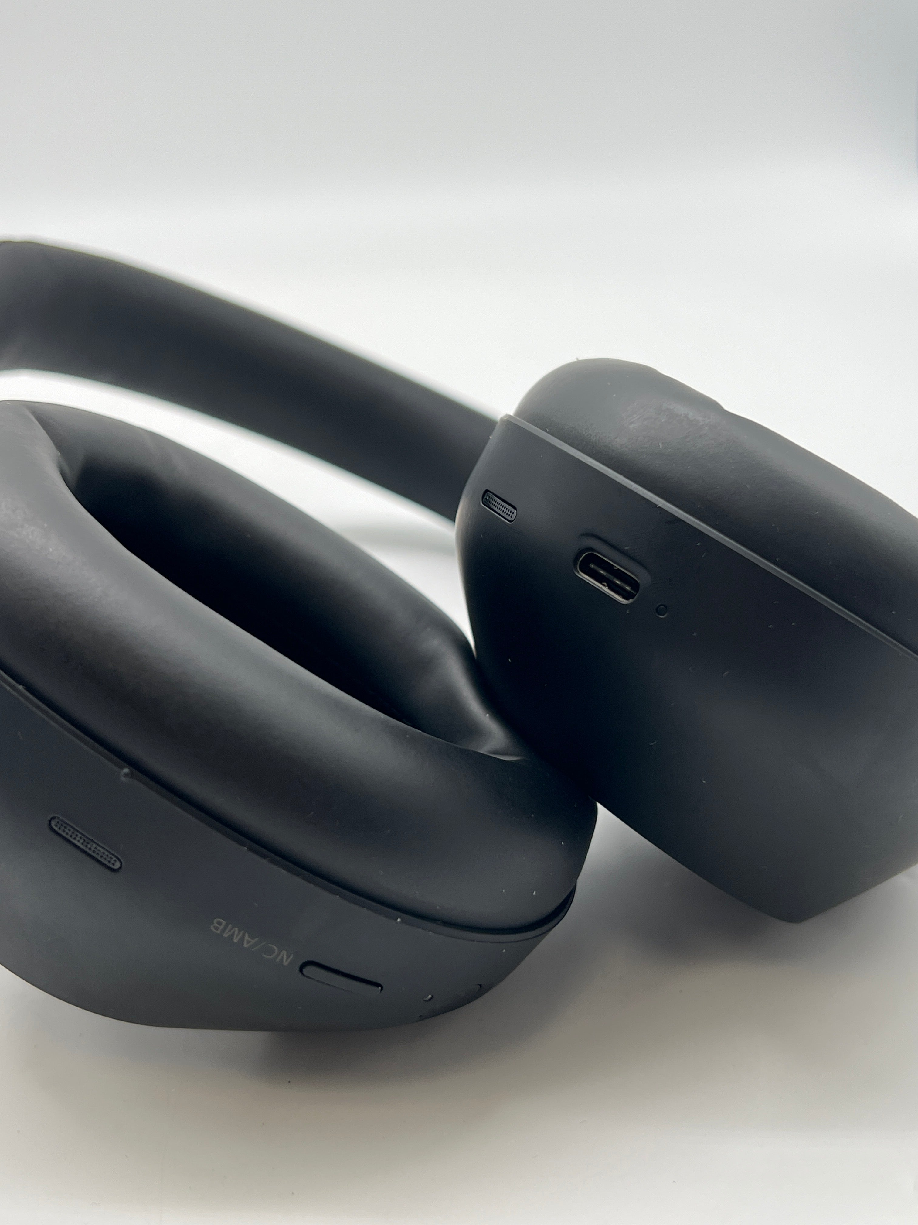 Sony WH-1000XM6 Bluetooth Noise Cancelling Headphones - Used