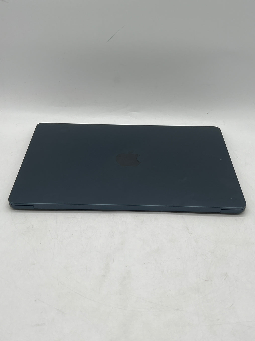 Apple MacBook Air 13" M3 8GB RAM 256GB SSD Midnight - Used