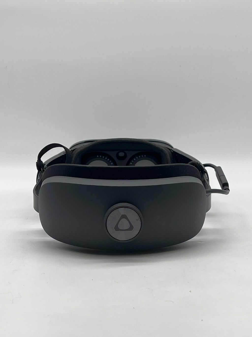 HTC Vive XR Elite 128GB Standalone All-in-One VR Headset Black - Used