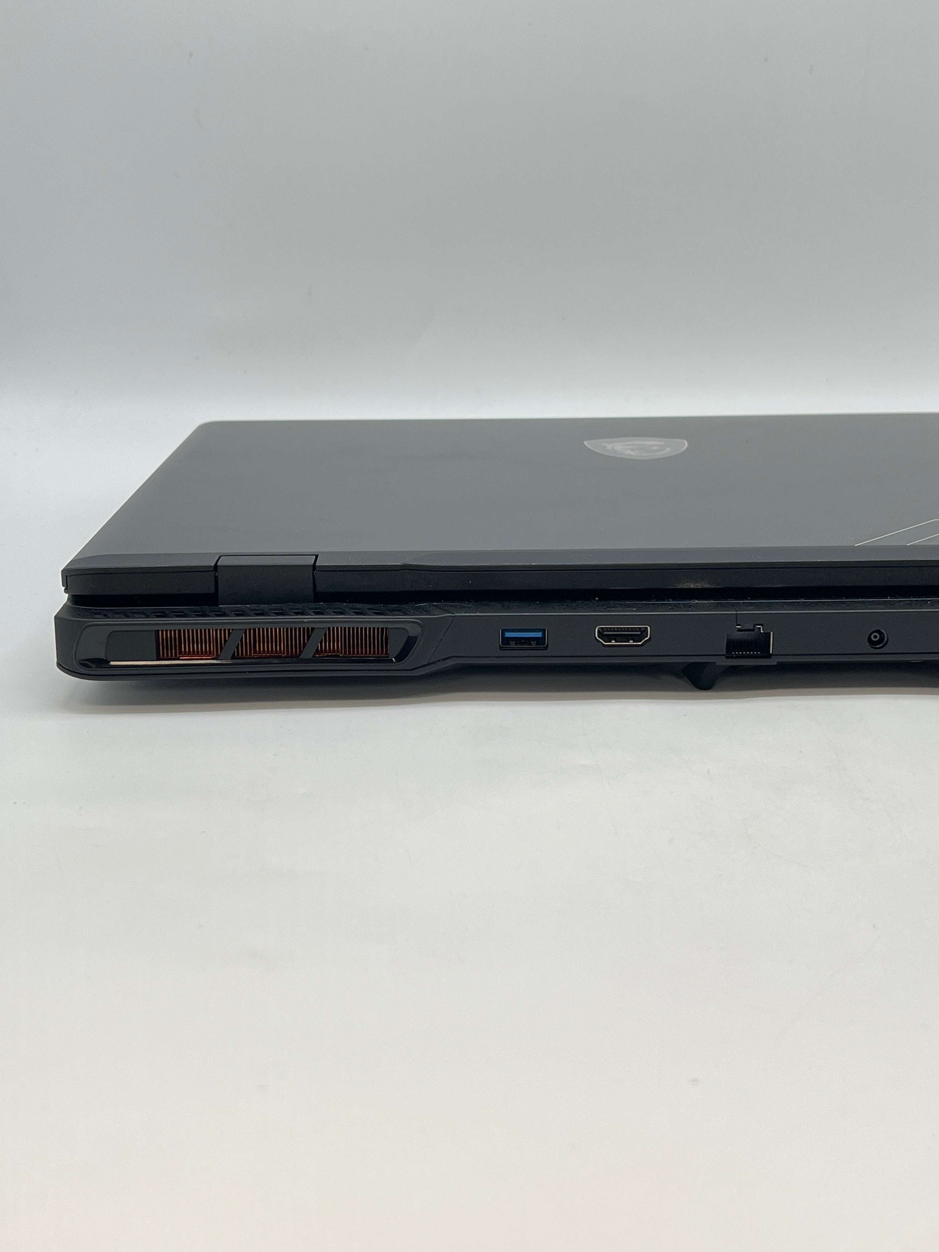 MSI Crosshair 16 HX AI D2XWGKG Ultra 7 255HX 32GB RAM 1TB SSD RTX 5070 - For Parts Read