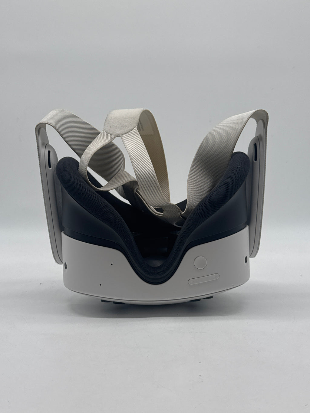 Meta Quest 3S 128GB Standalone All-in-One VR Headset White - Used