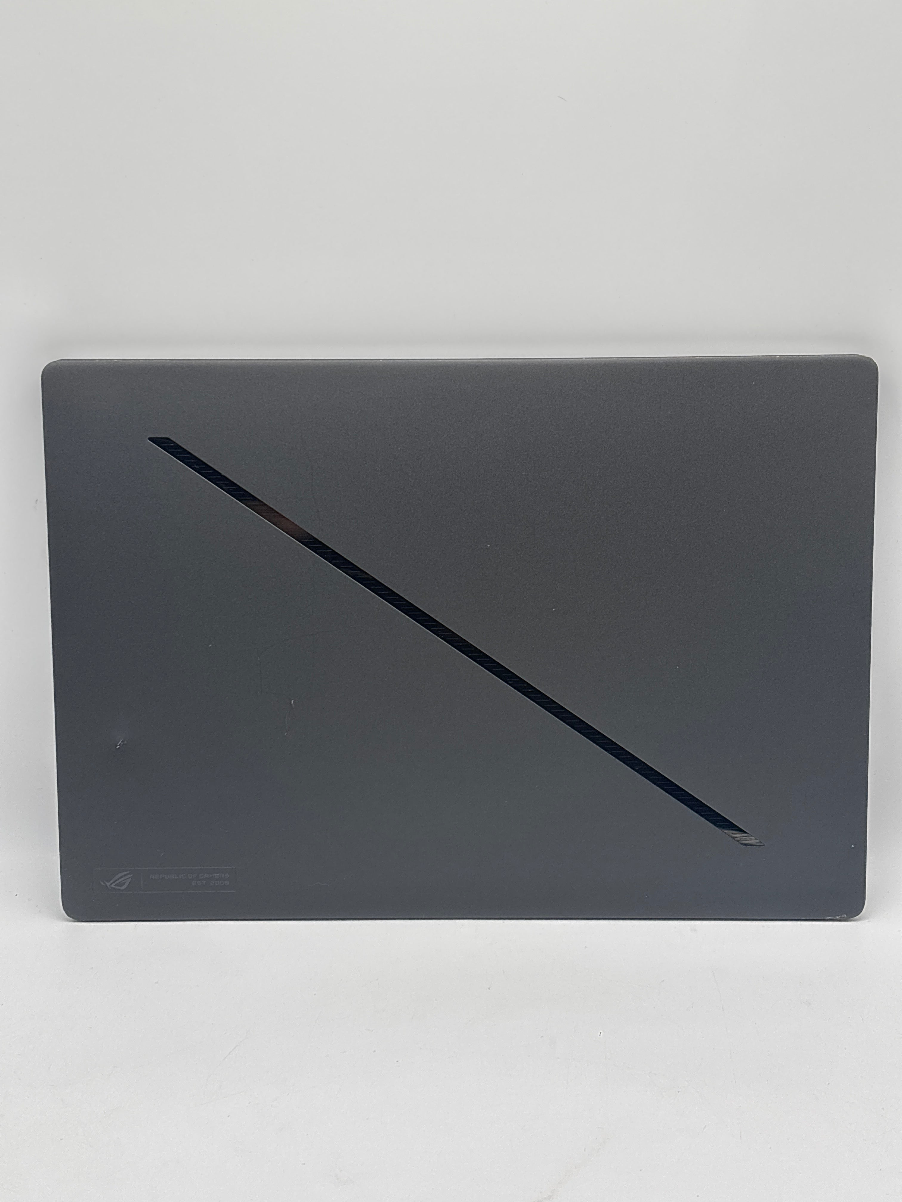 ASUS ROG Zephyrus G16 Ultra 9 285H 32GB RAM 2TB SSD RTX 5080