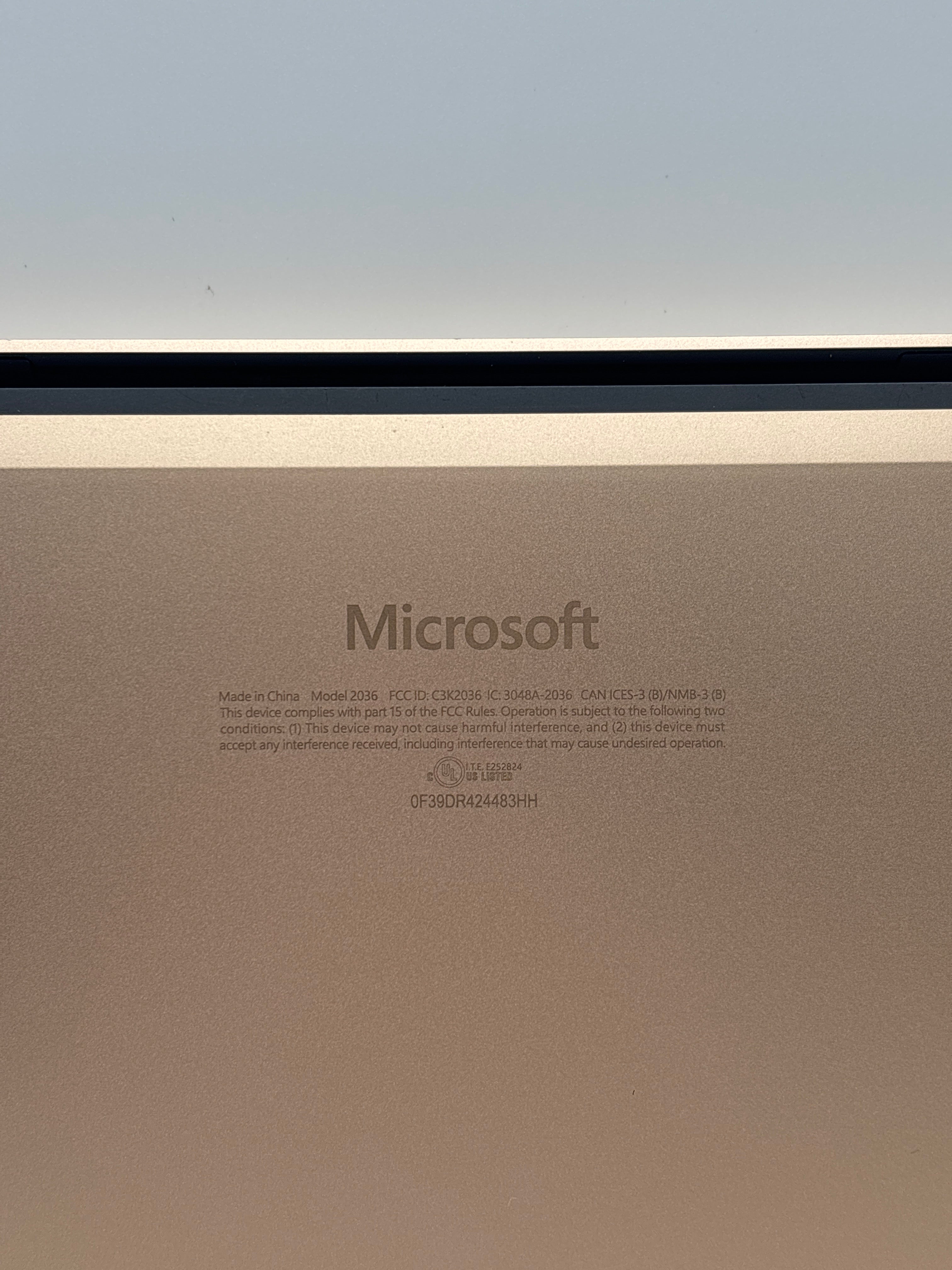 Microsoft Surface Laptop 7 2036 Snapdragon X 16GB RAM 1TB SSD - Used