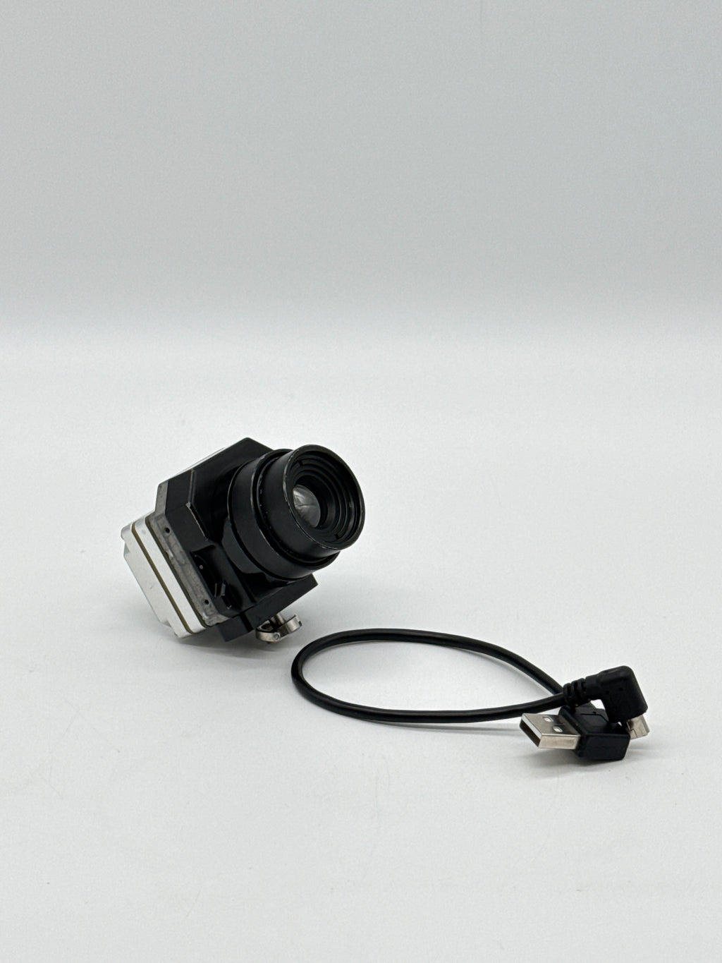 ICI 8640P Infrared camera (30 Hz)