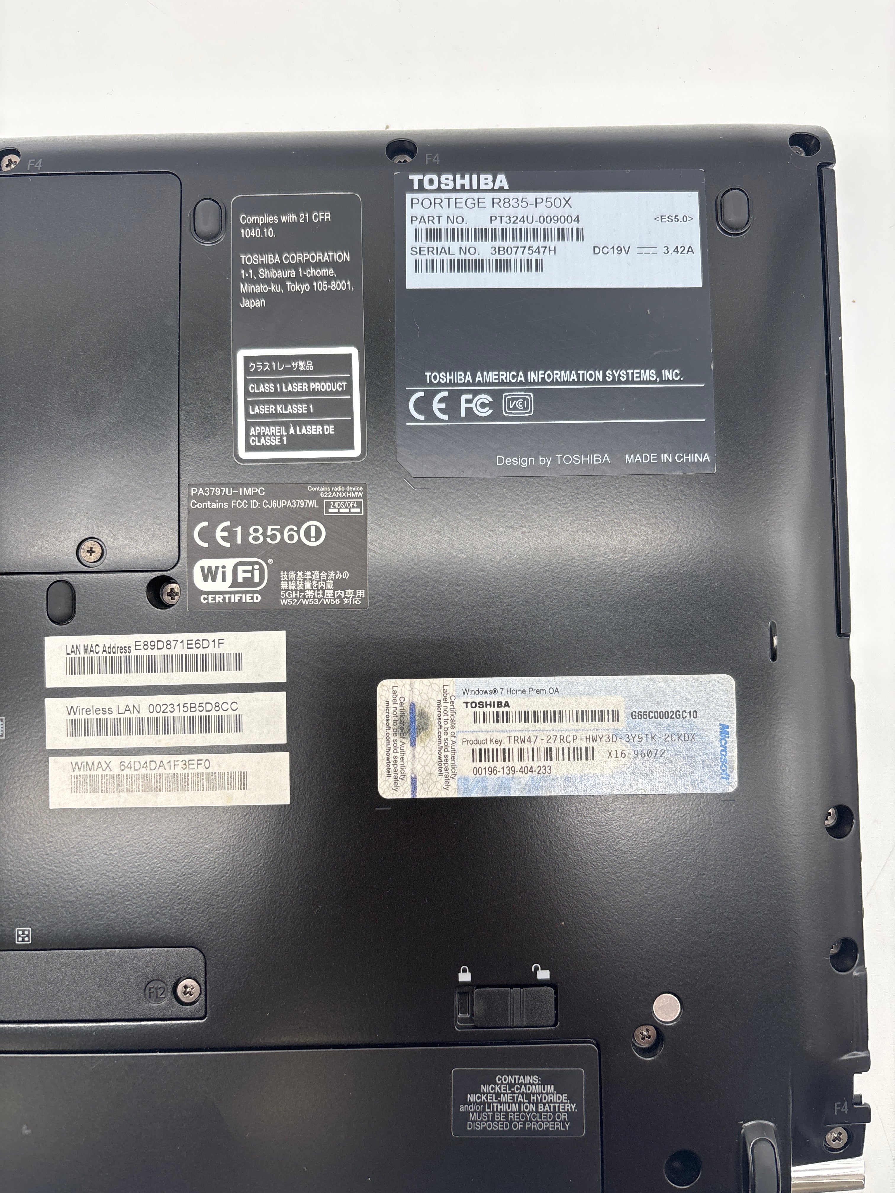 Toshiba Portege R835-P50X i3 4GB RAM 64GB SSD