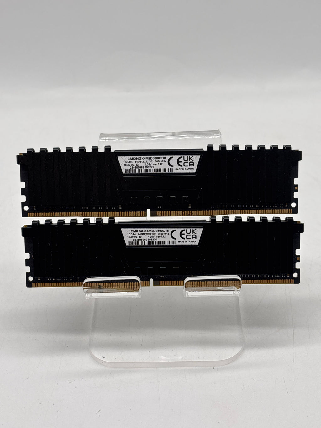 Corsair Vengeance LPX 64GB (2x32) DDR4 CMK64GX4M2D3600C18 3600MHz - For Parts