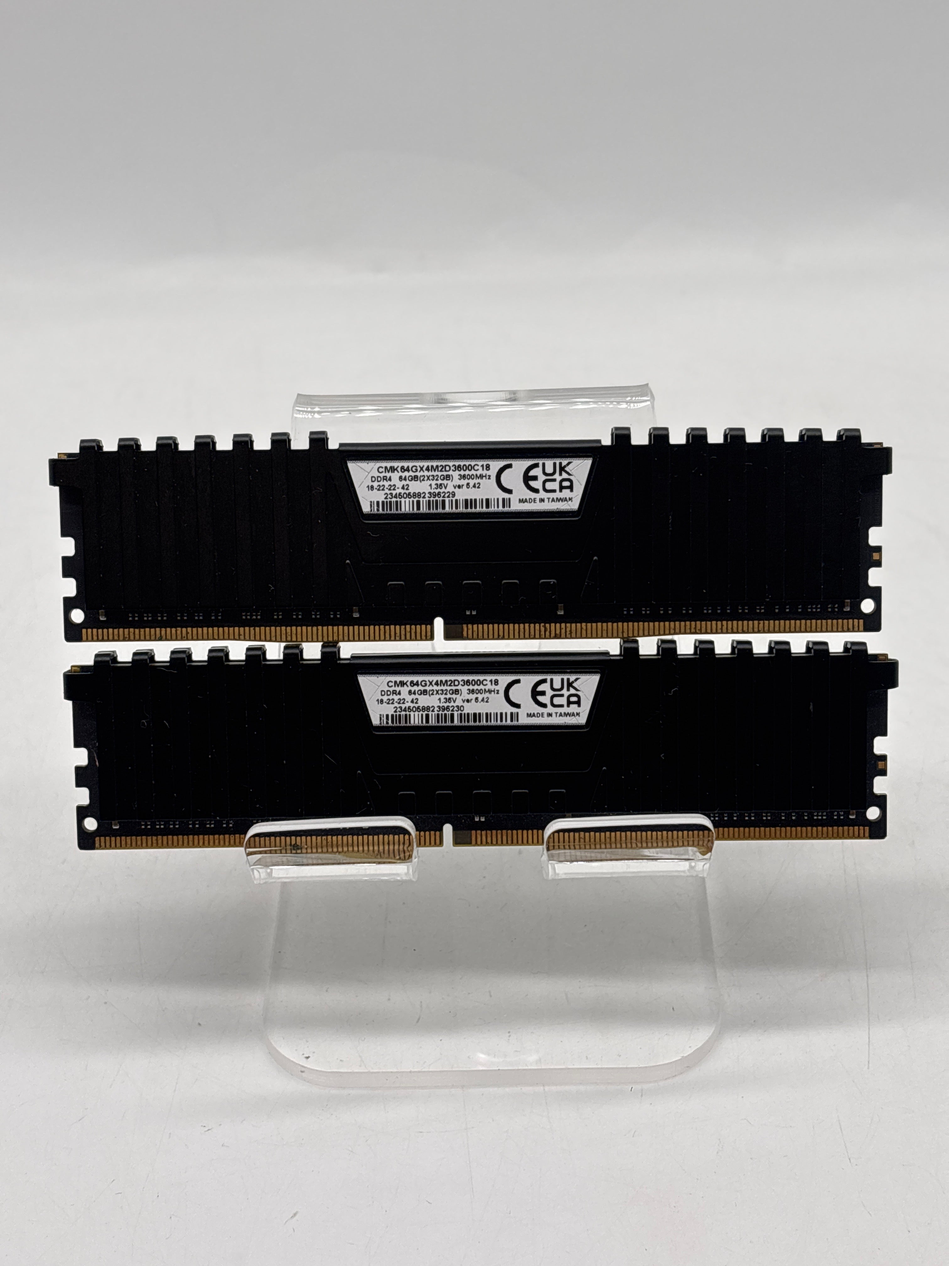Corsair Vengeance LPX 64GB (2x32) DDR4 CMK64GX4M2D3600C18 3600MHz - For Parts