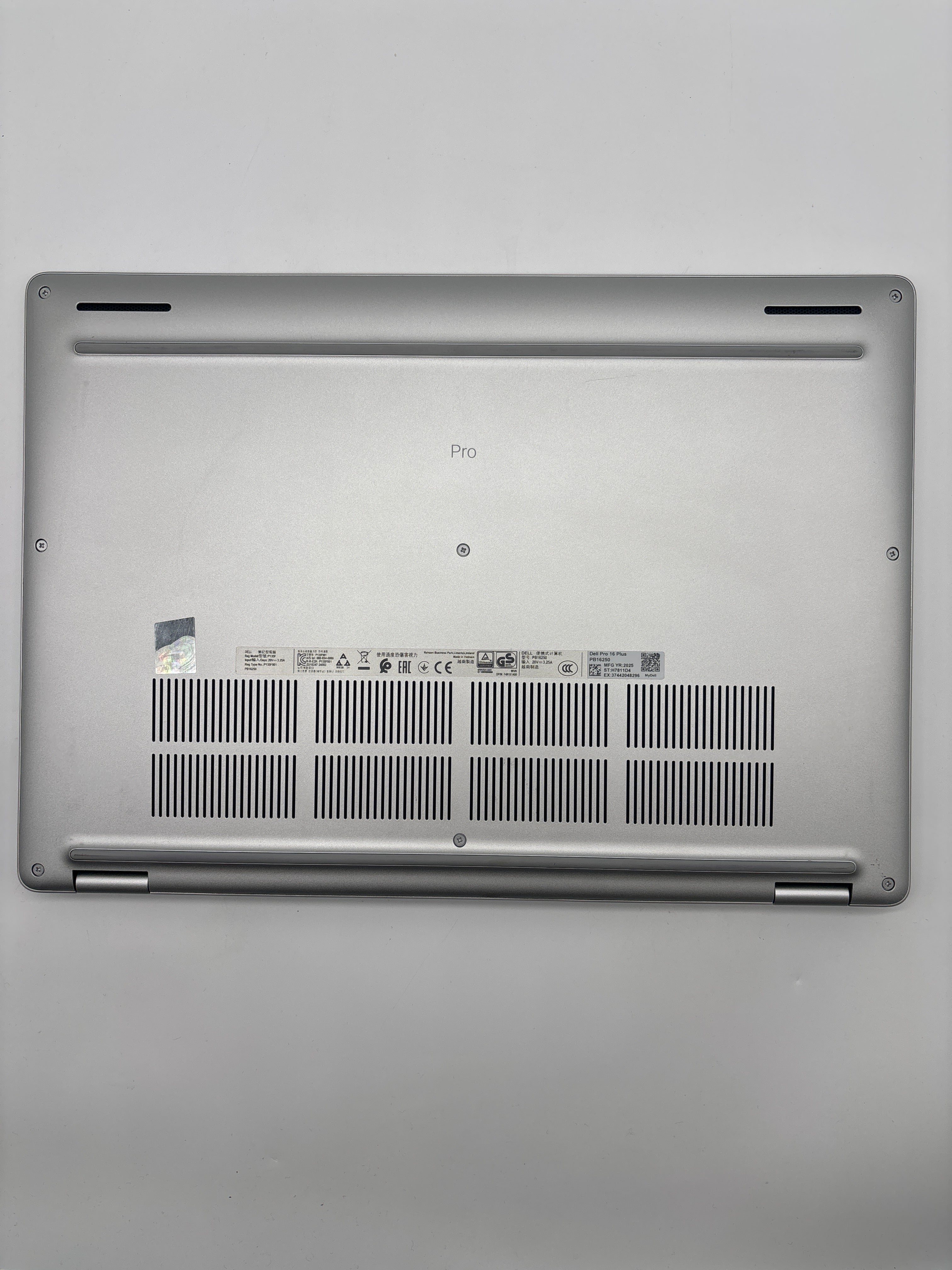 Dell Pro 16 Plus PB16250 16" Intel Ultra 7 512GB SSD 32GB RAM Laptop - Used