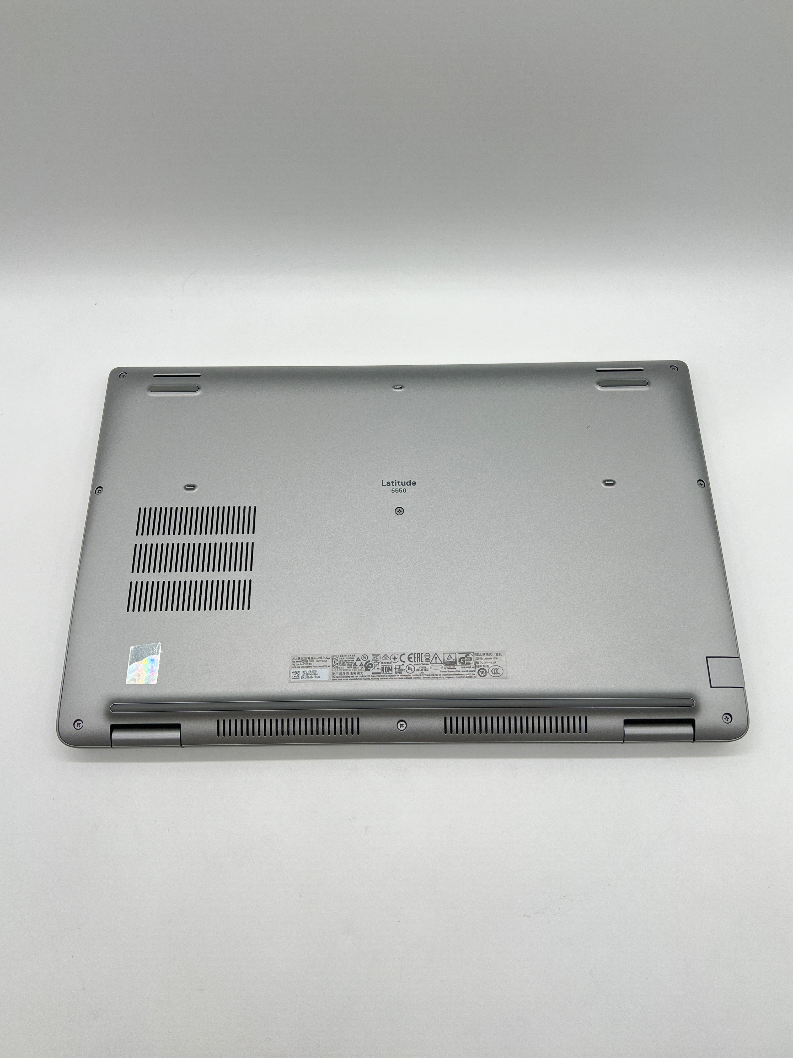 Dell Latitude 5550 15.6” Core Ultra 7 165U 32GB RAM 512GB SSD Silver Used