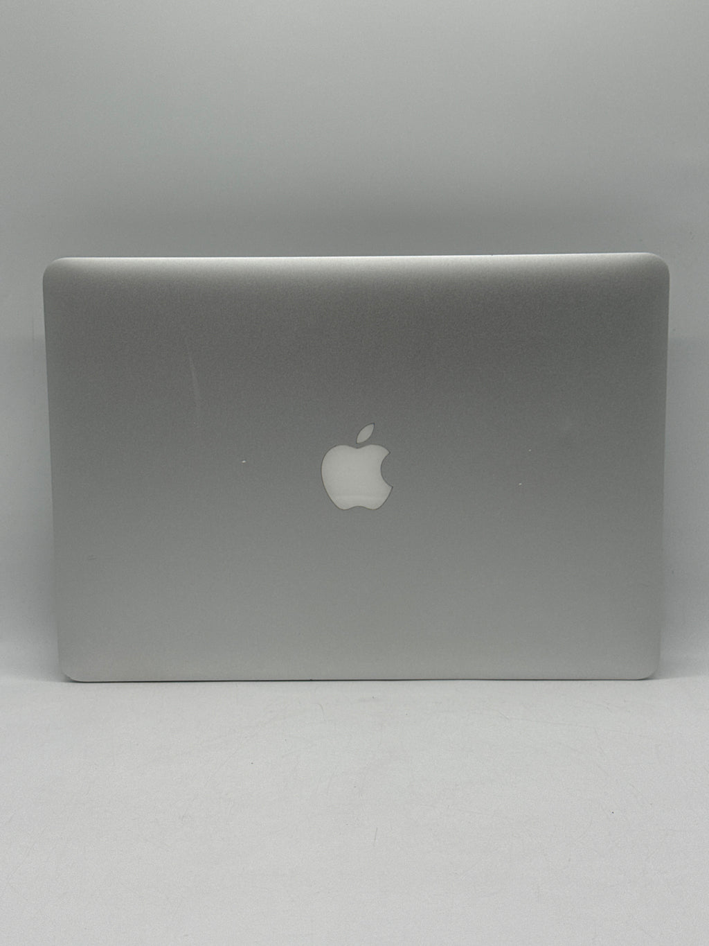 Apple MacBook Air 13.3" A1466 2017 i5 1.3 GHz 4GB RAM 128GB SSD