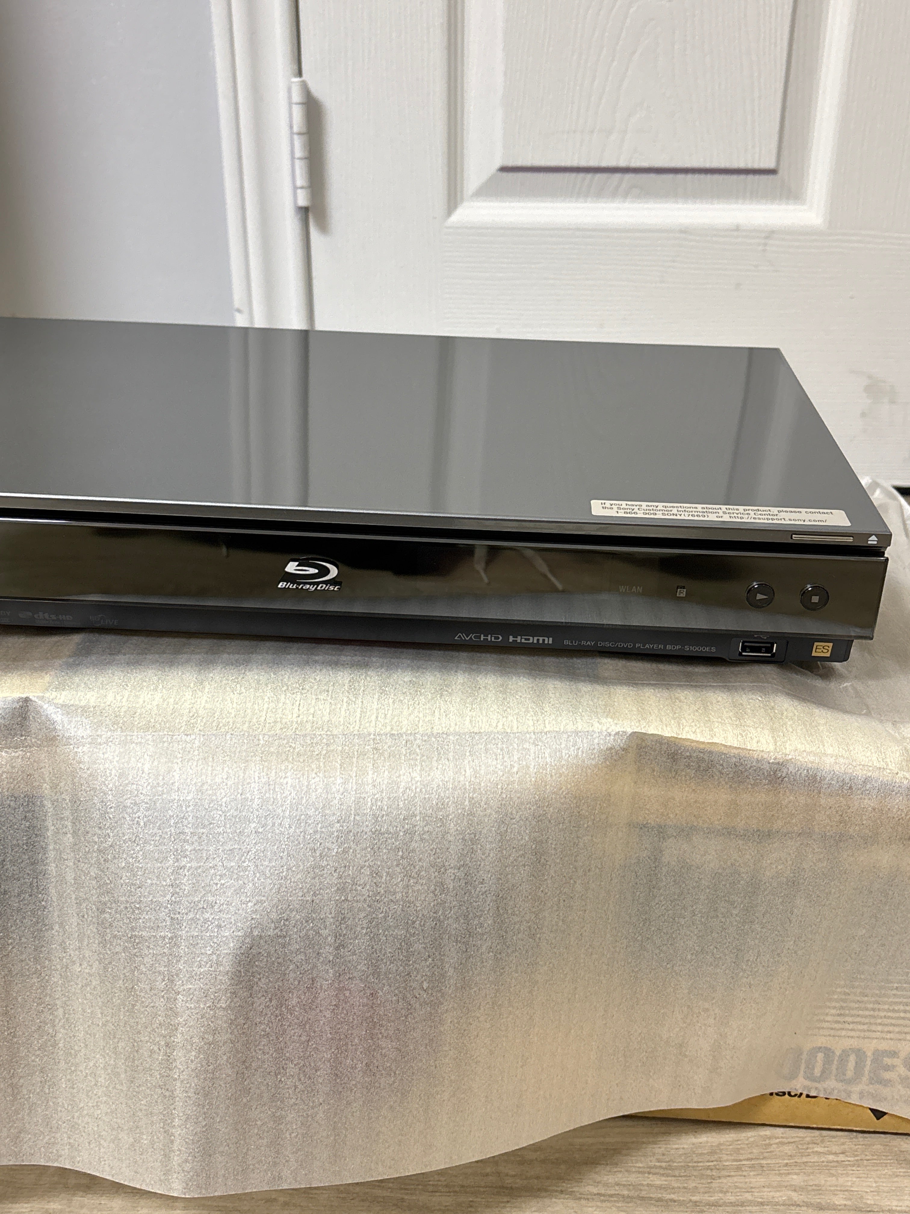 Sony BDP-S1000es Blu-ray Disk DVD Player - New In Box