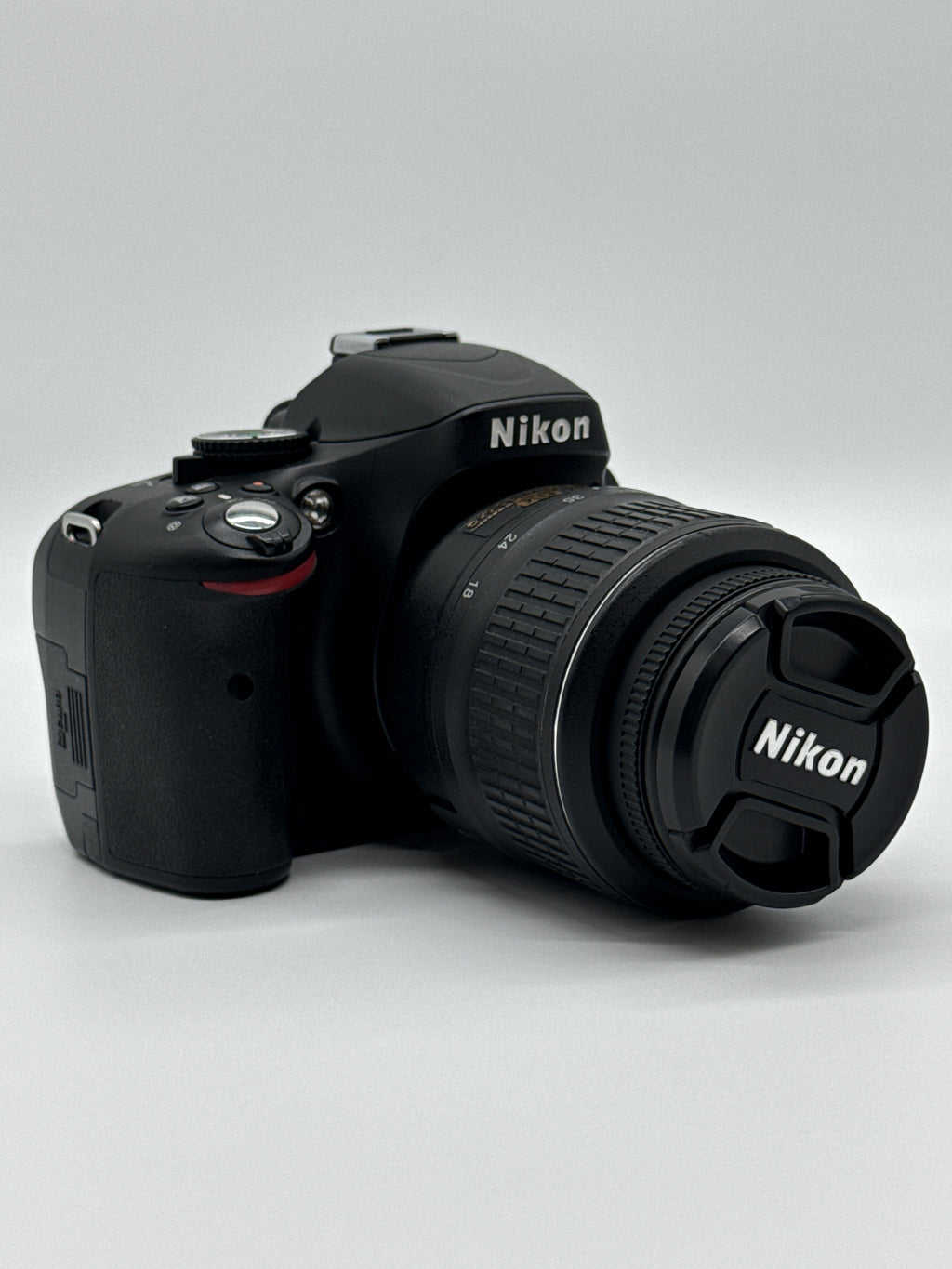 Nikon D5100 DSLR Camera 3.1x Optical Zoom 16.2MP Black with 18-55mm AF-S DX VR Lens