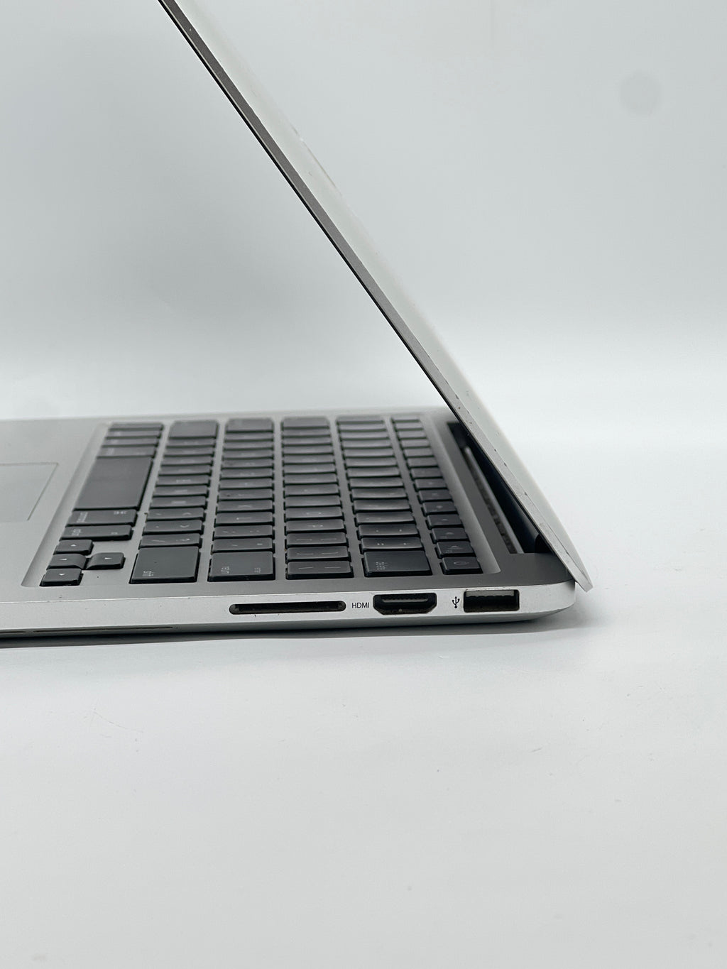 Apple MacBook Pro 13" A1502 2014 Intel Core i5 Silver Broken