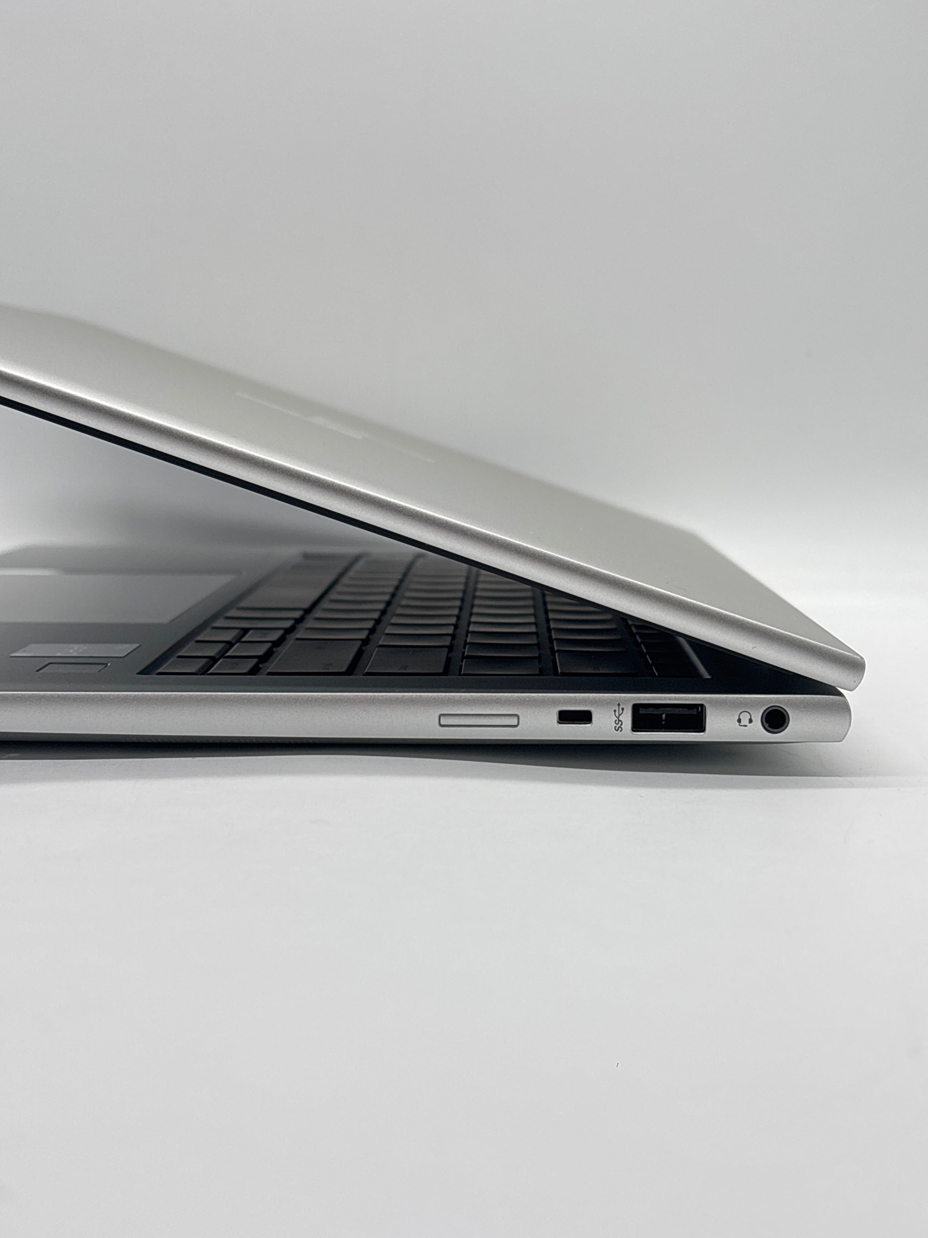 HP EliteBook 840 G10 i7-1365U 16GB RAM 512GB SSD