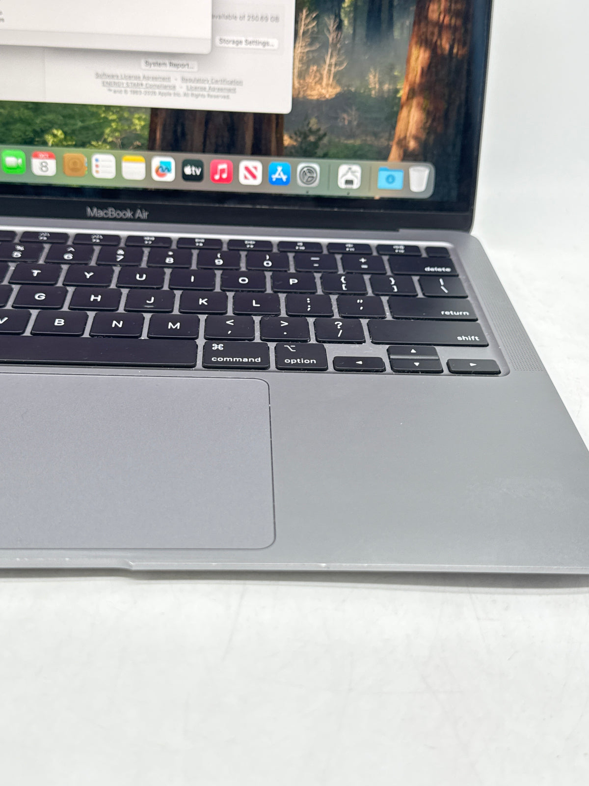 Apple MacBook Air 13in Retina A2179 2020 Core i3 8GB RAM 256GB SSD - Used