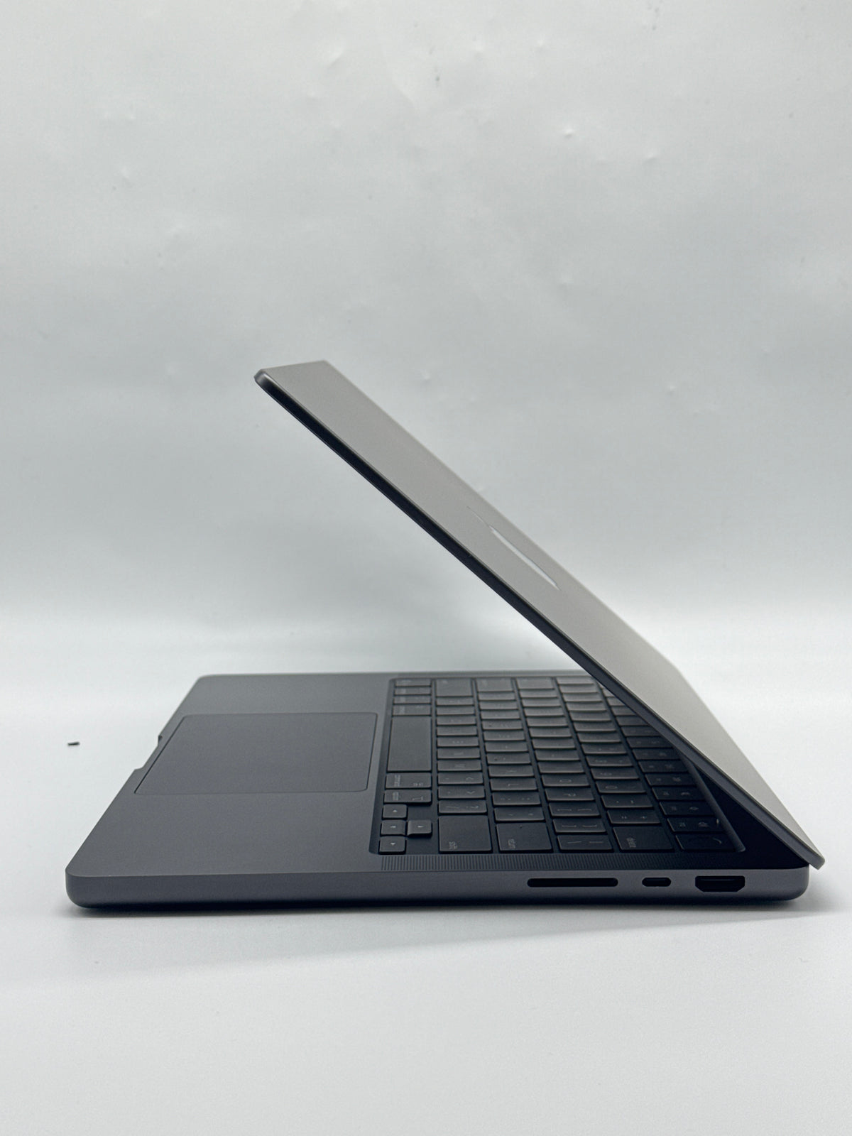 Apple MacBook Pro 14" M5 2025 24GB RAM 1TB SSD Midnight - Used