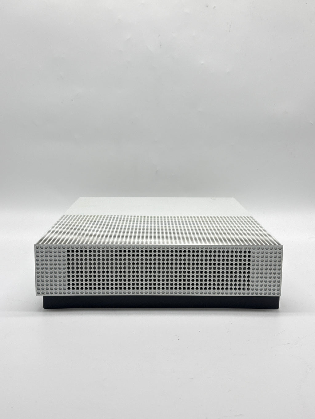 Microsoft Xbox One S 1681 1TB Console Robot White 4K HDR - Used
