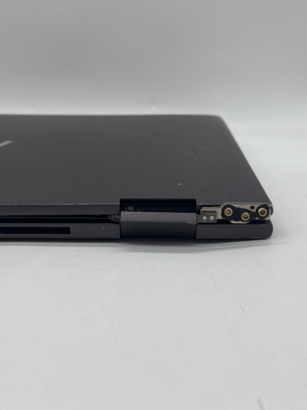 HP Envy x360 15-ey0013dx Ryzen 5 5625U 8GB RAM 256GB SSD - For Parts (Read DESC)