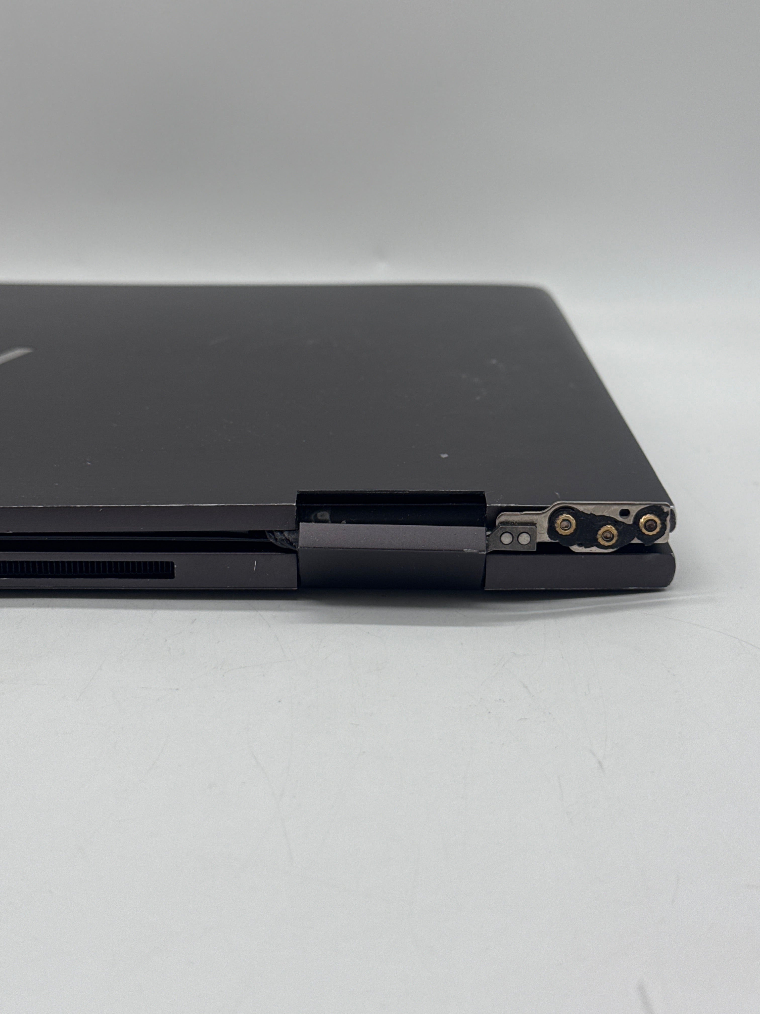 HP Envy x360 15-ey0013dx Ryzen 5 5625U 8GB RAM 256GB SSD - For Parts (Read DESC)