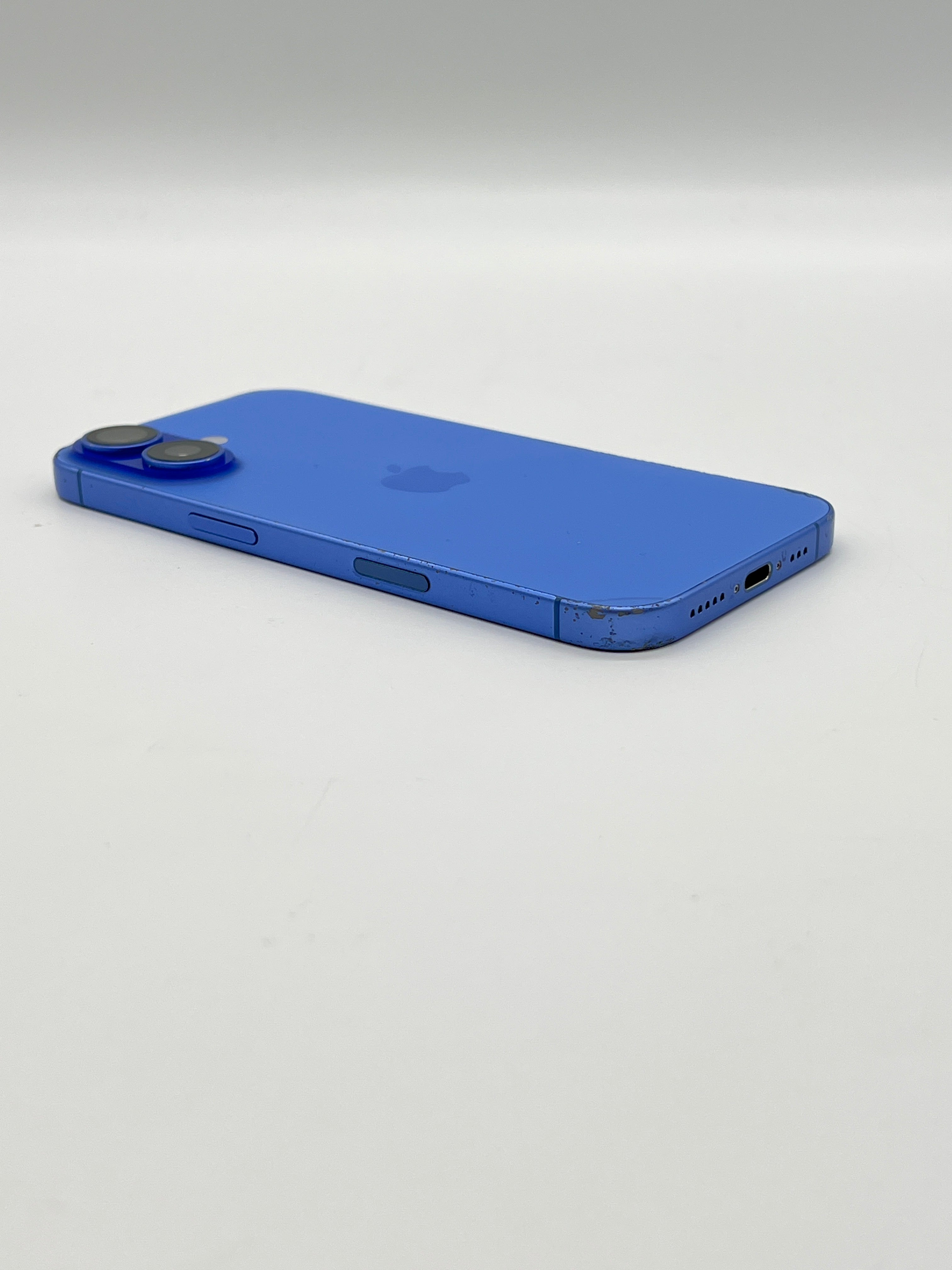 Apple iPhone 16 256 GB Used C