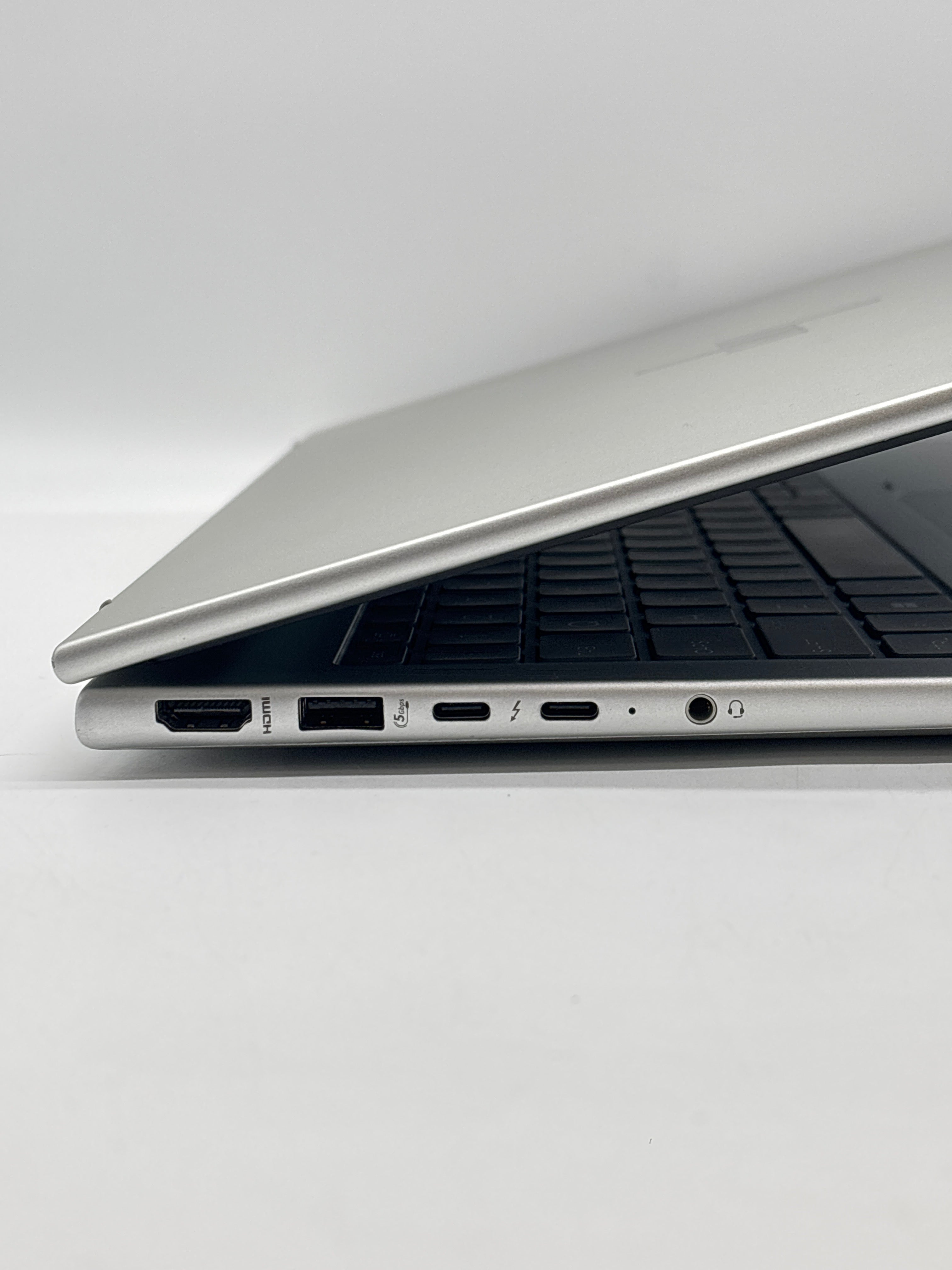 HP EliteBook 660 G11 Ultra 7 155U 16GB RAM 512GB SSD - Absolute On